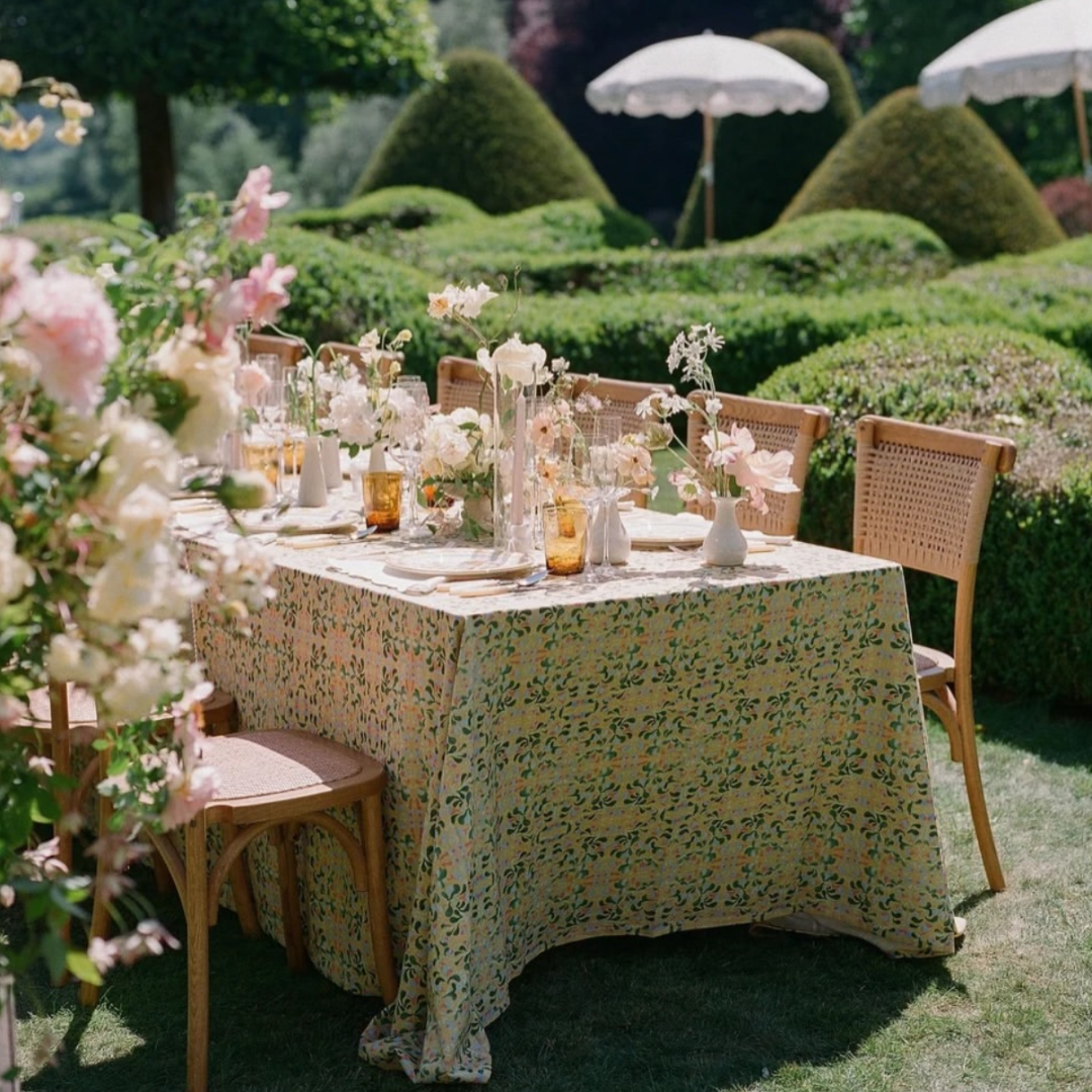 Rent: Aurelia Tablecloth