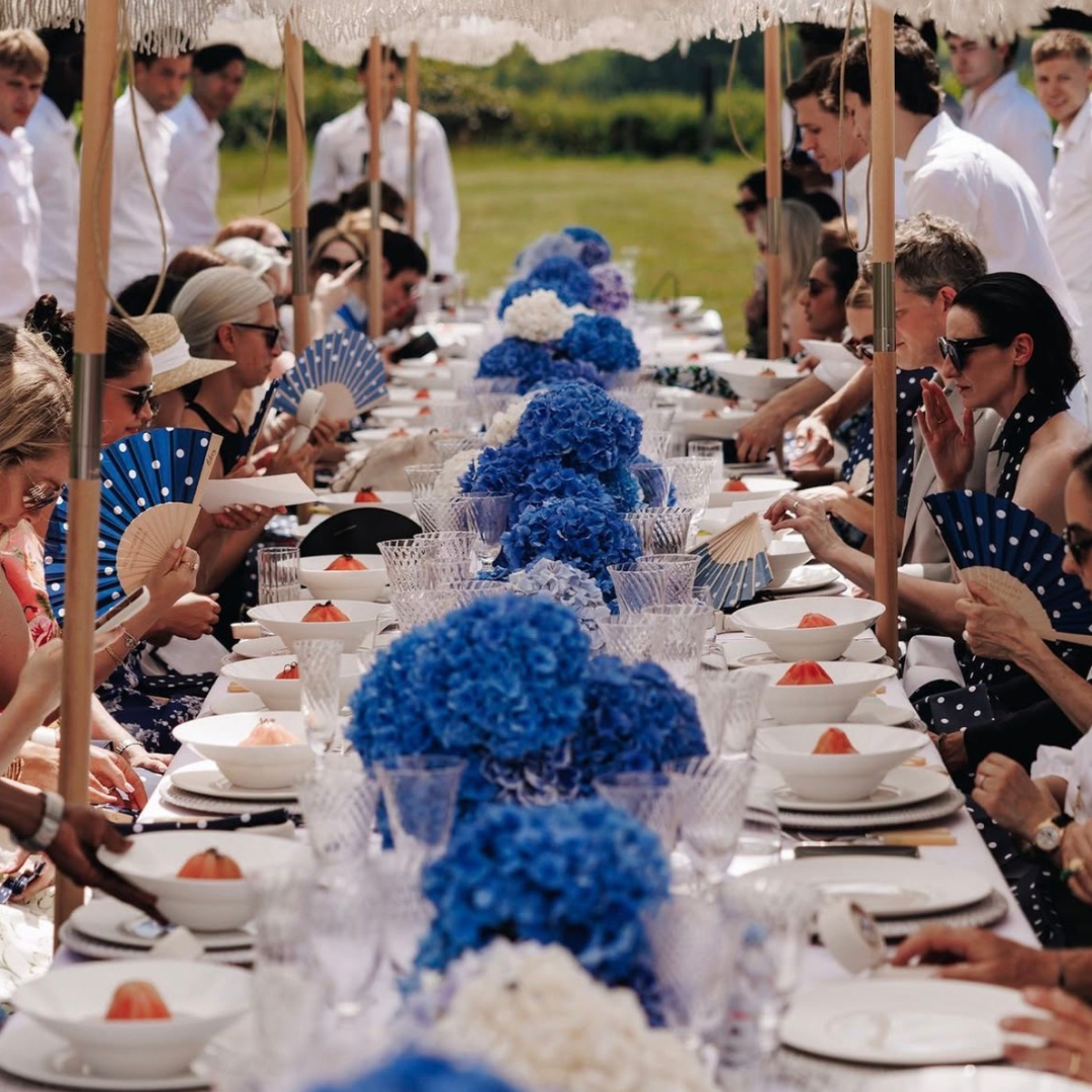 Rent: Lumière Red Wine Glass (23.5cm)