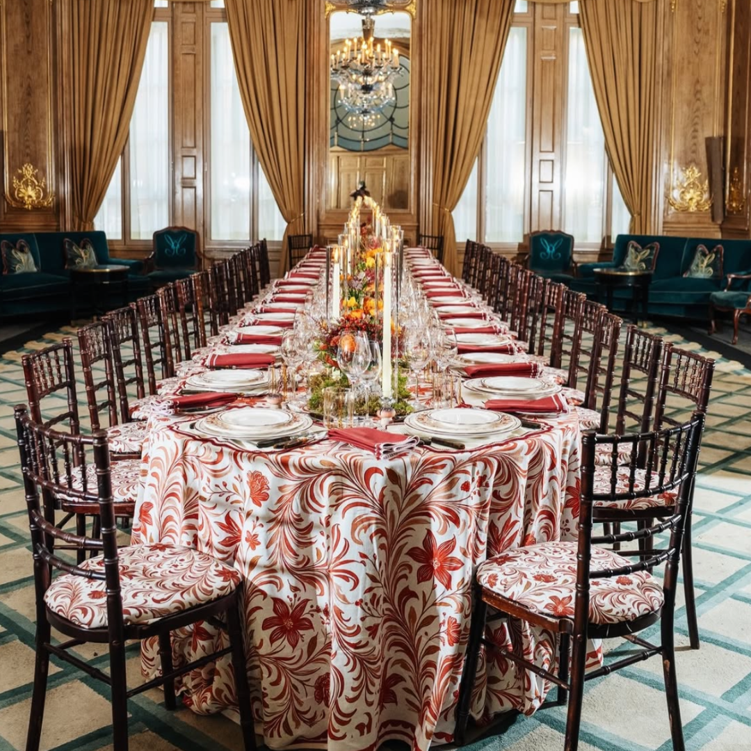Rent: Siena Swirl Tablecloth