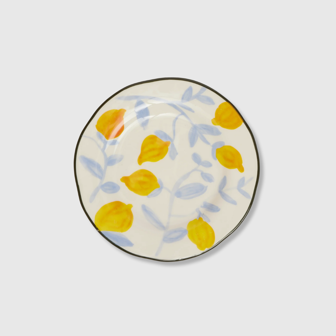 Rent: Mixed Lemon Twig Dessert (22cm)