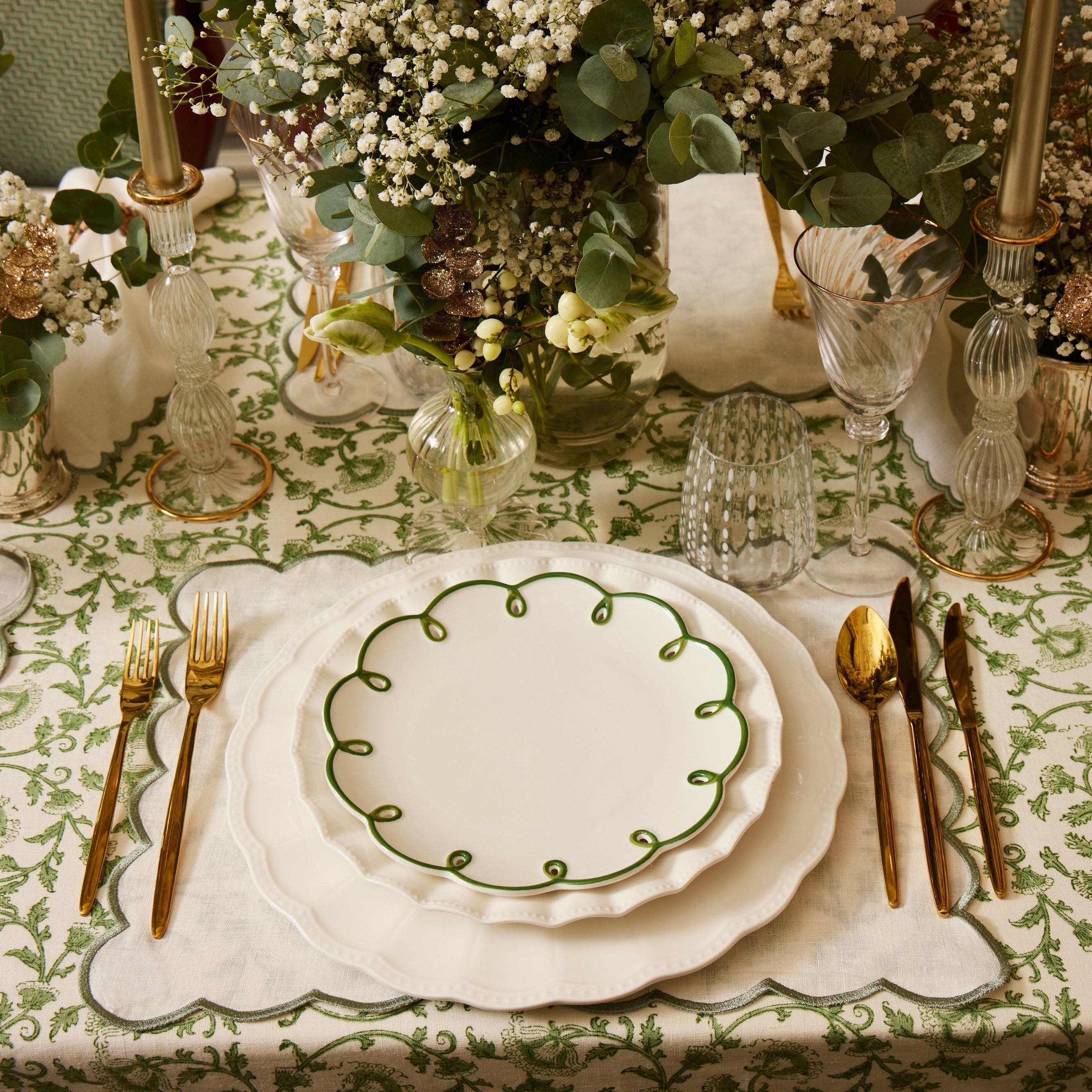 Rent: Green Colette Bread (20cm)