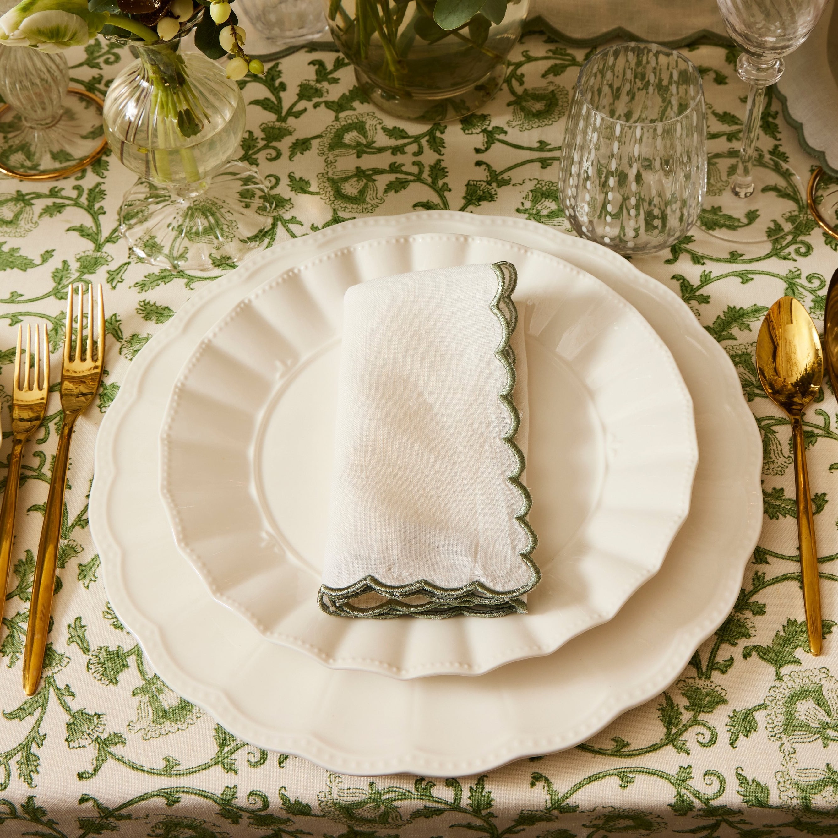 Rent: Ducale White Dessert (22cm)