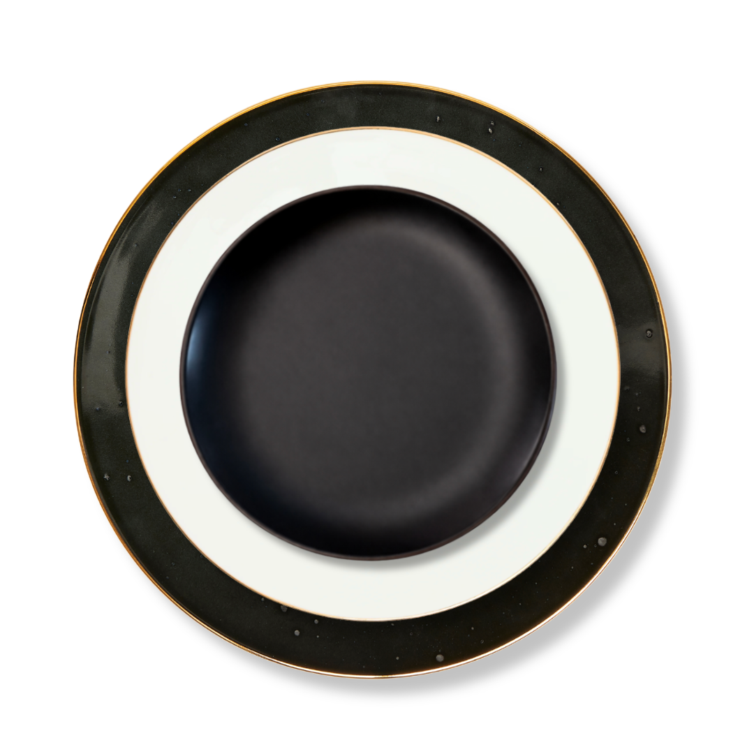 Rent: Monochrome Set From