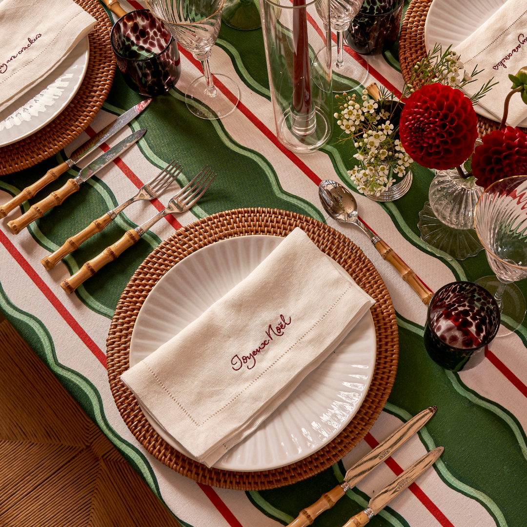 Rent: Green Scallop Tablecloth