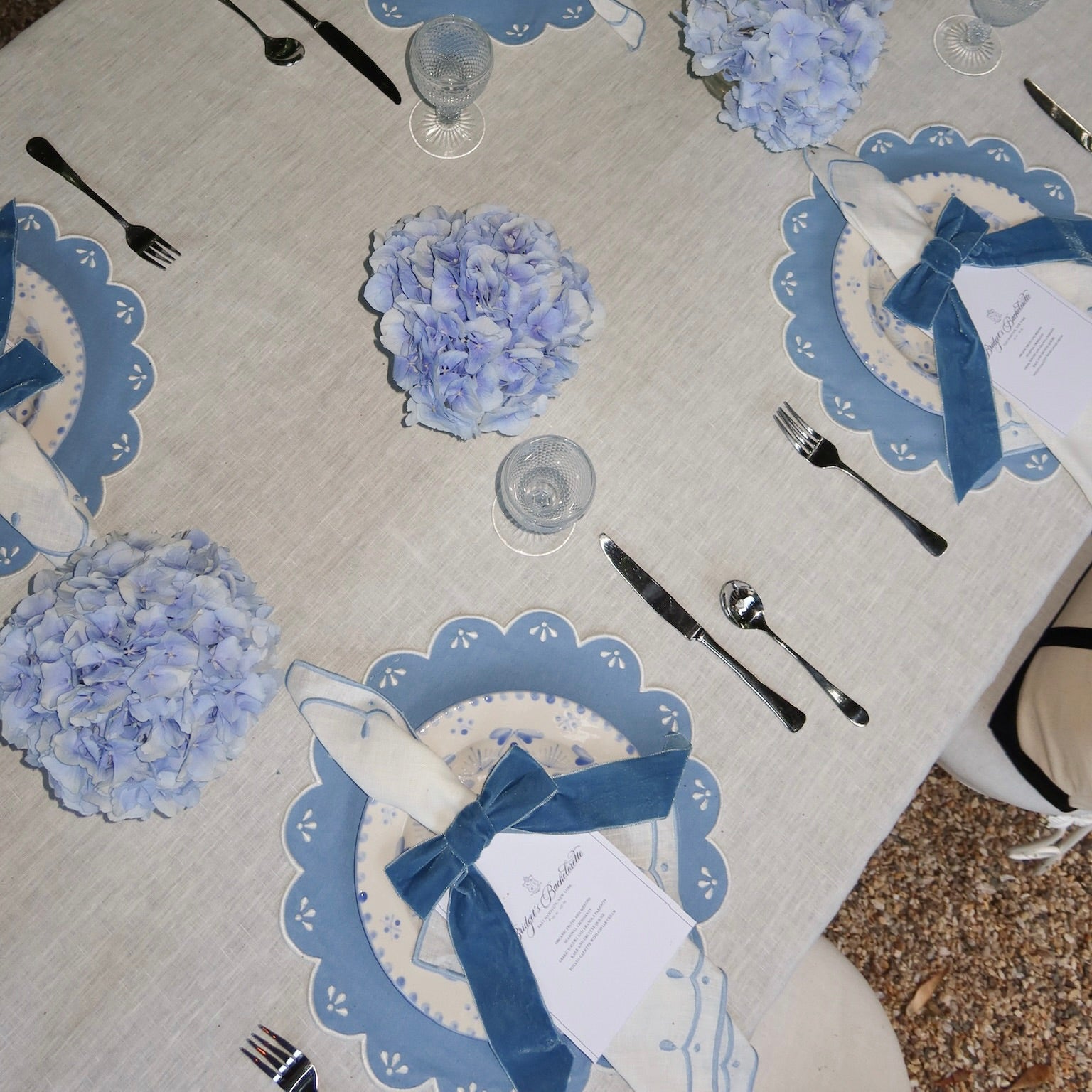 Peony White and Pale Blue Napkin (set of 4)