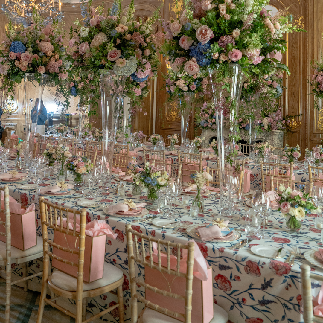 Juliet Tablecloth - 245cm x 335cm