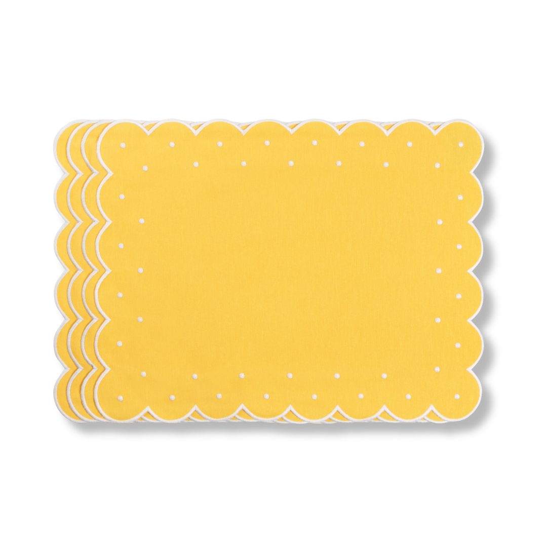 Rent: Daisy Yellow Rectangle Placemat (45cm)