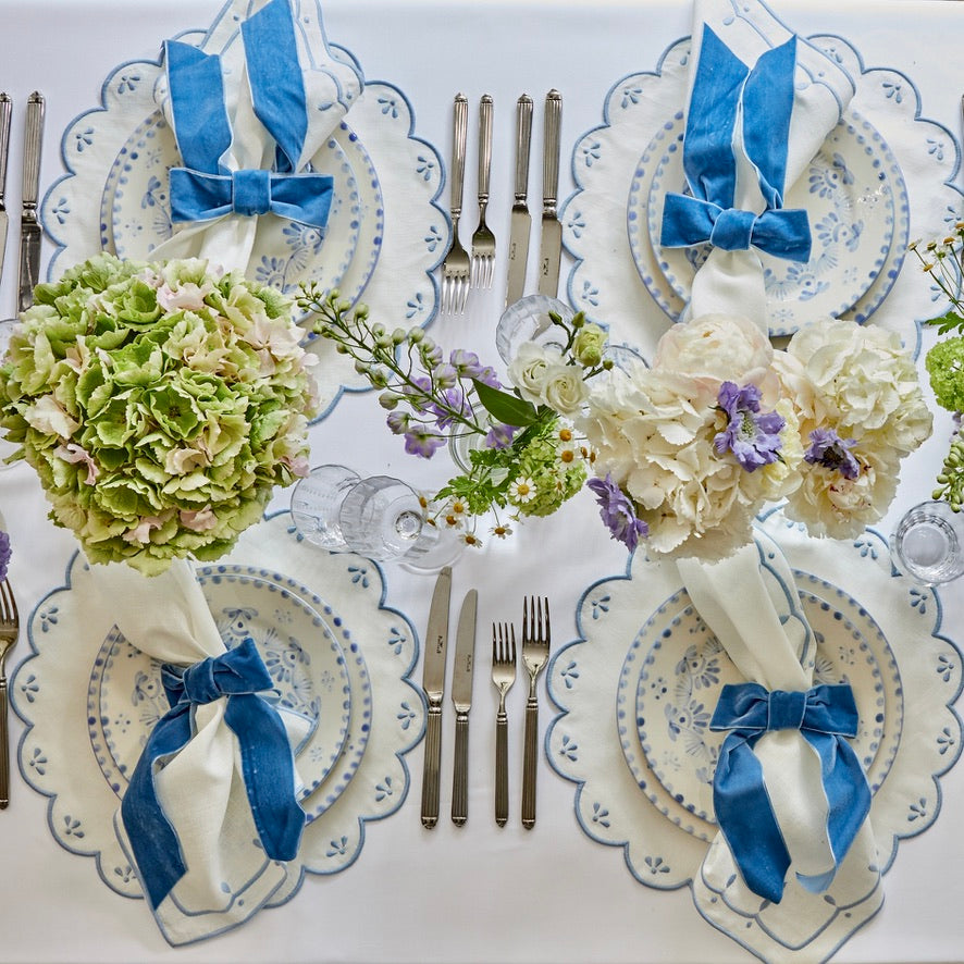 Rent: Peony White & Blue Napkin (40x40cm)