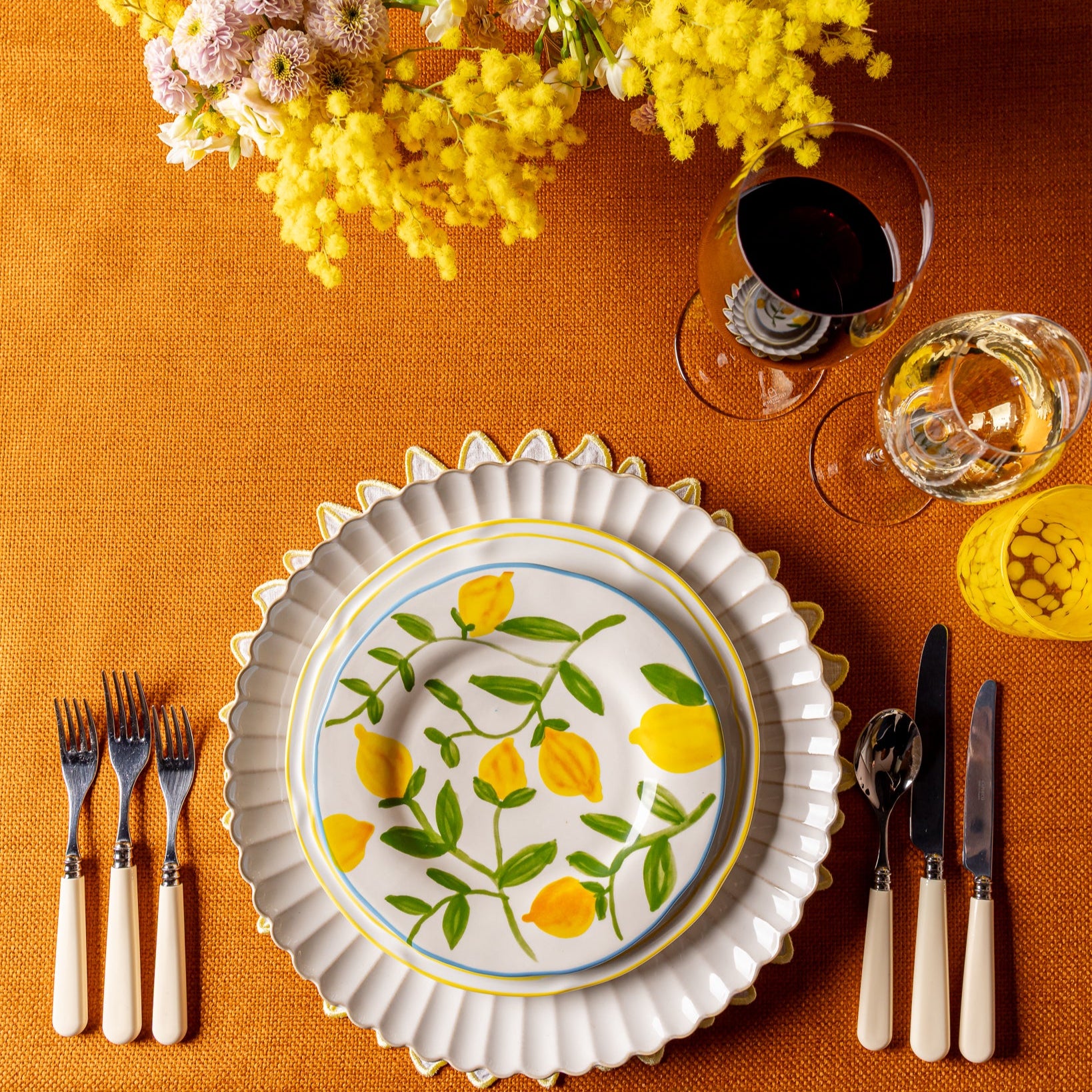 Rent: Mixed Lemon Twig Dessert (22cm)