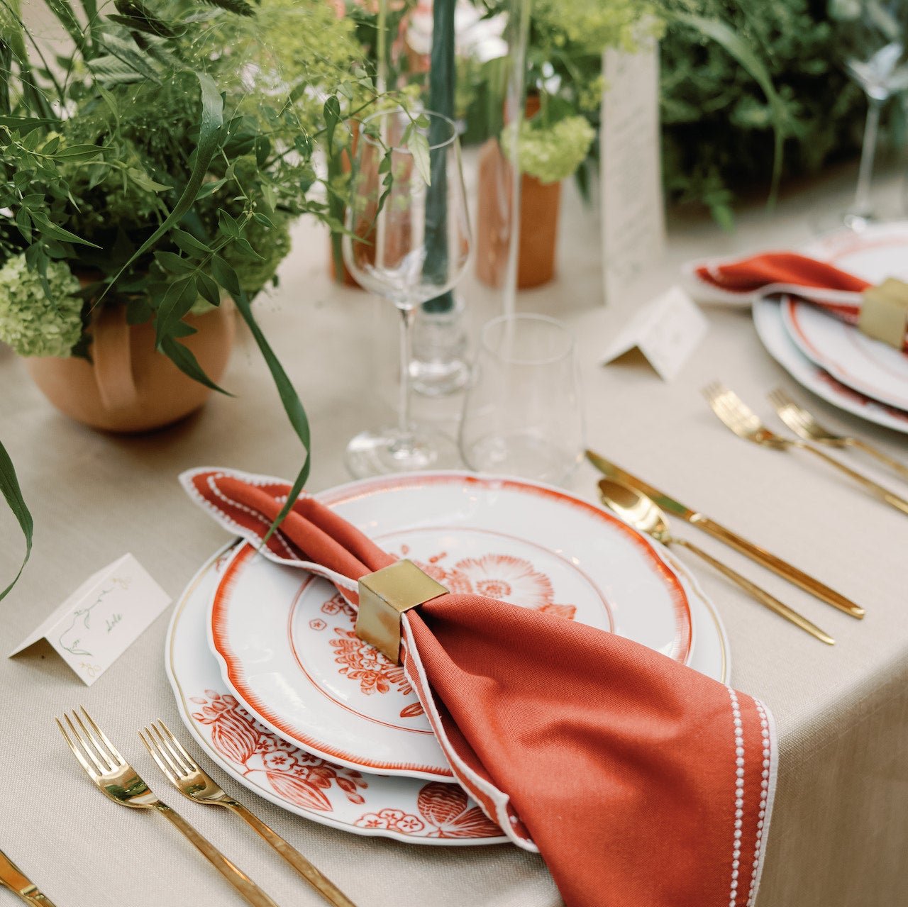 Rent: Oscar de la Renta Dinner (29cm)