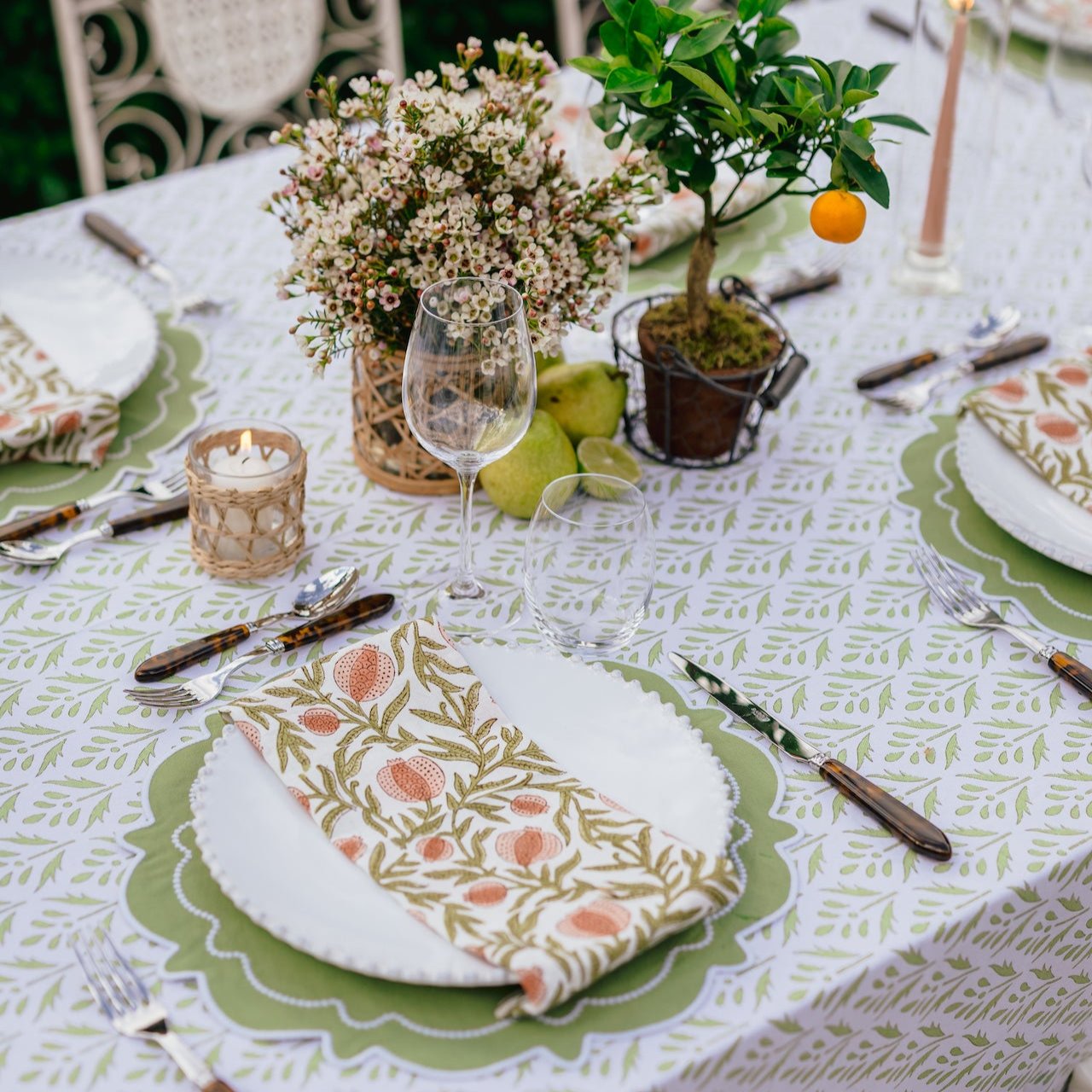 Rent: Pearl Dinner Plate (29cm)