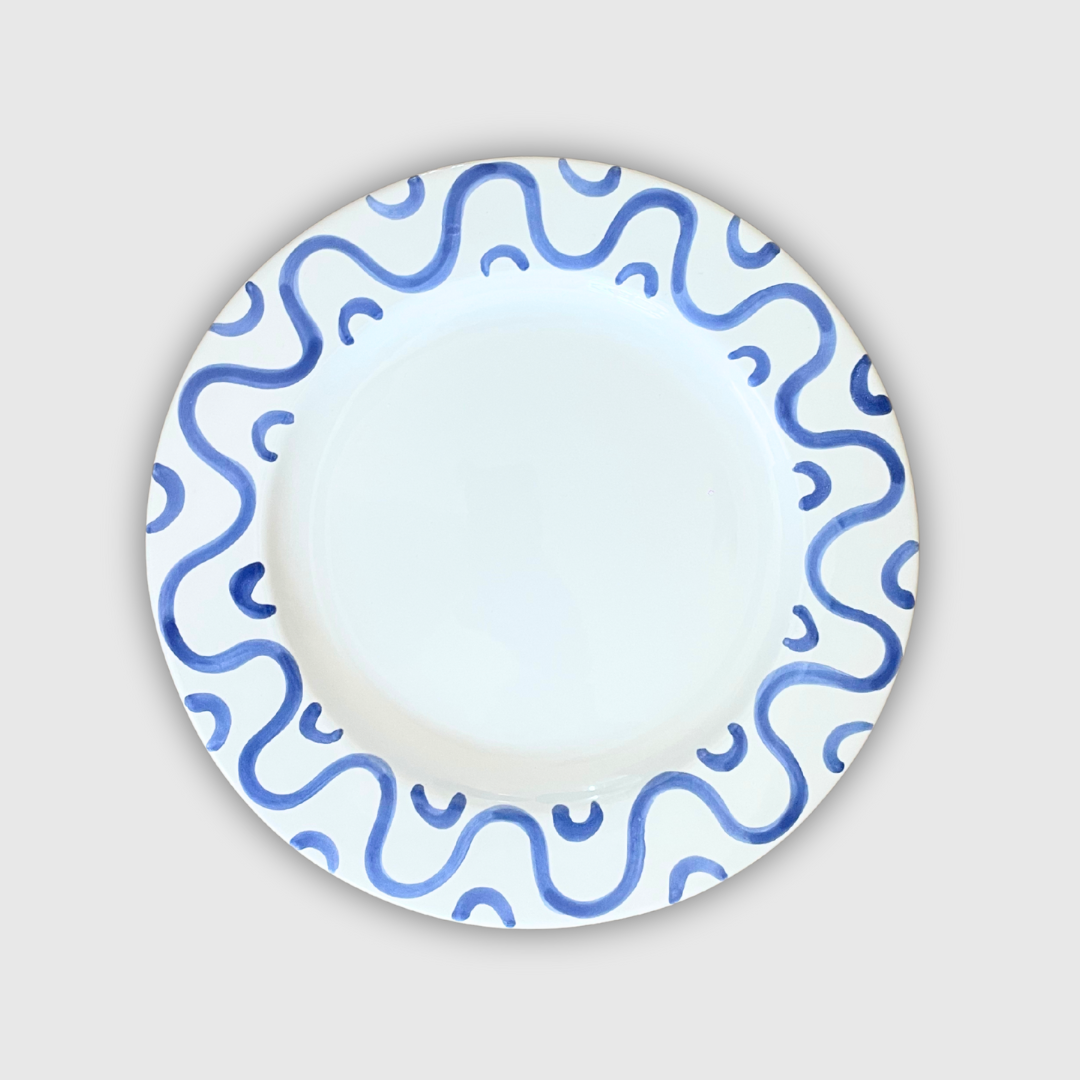 Rent: Wave Blue Dinner