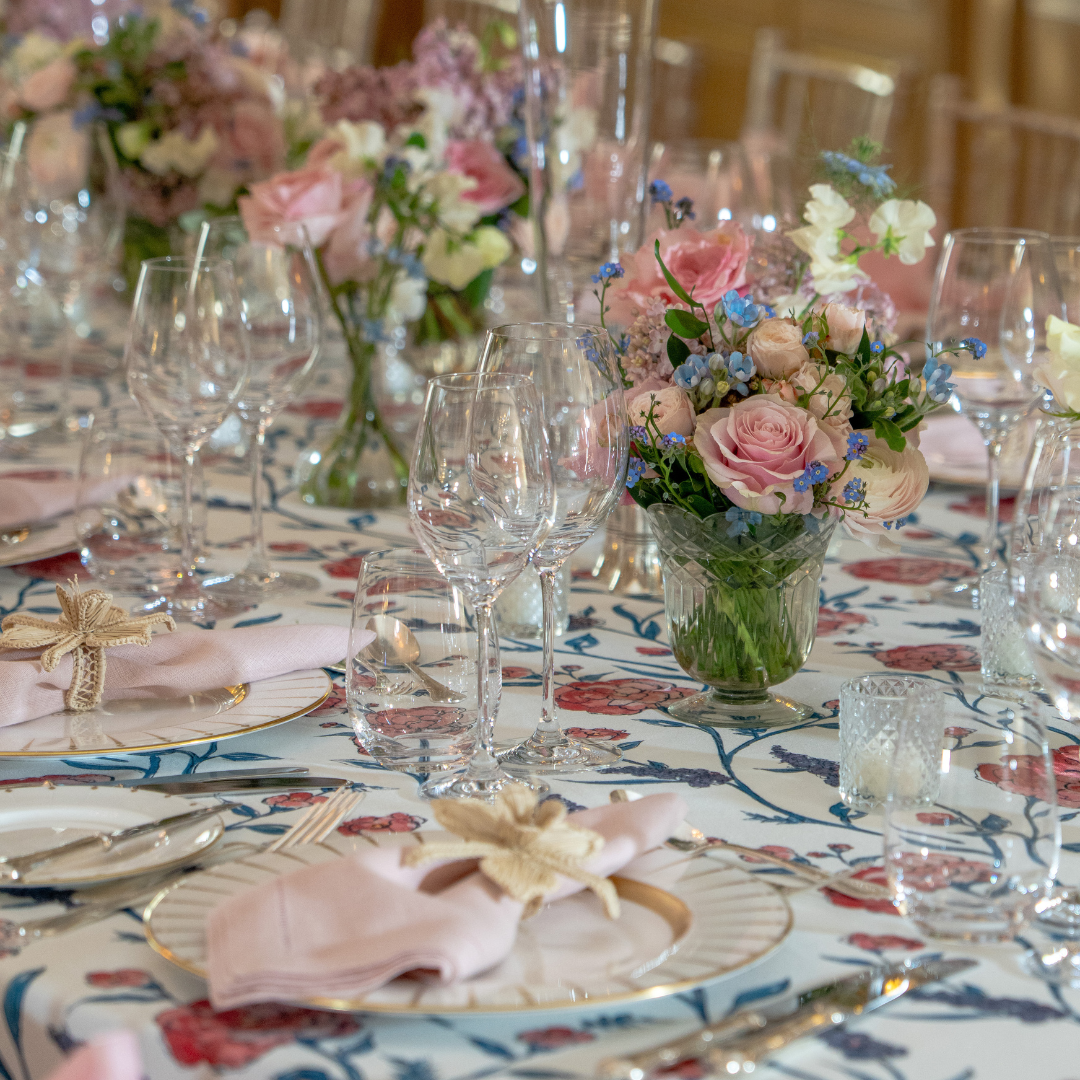 Rent: Flower Napkin Holder (Large)