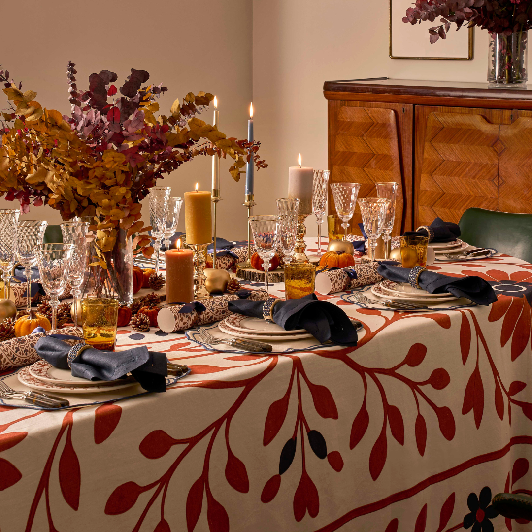 Rent: Navy Hemstitch Napkin (50x50cm)