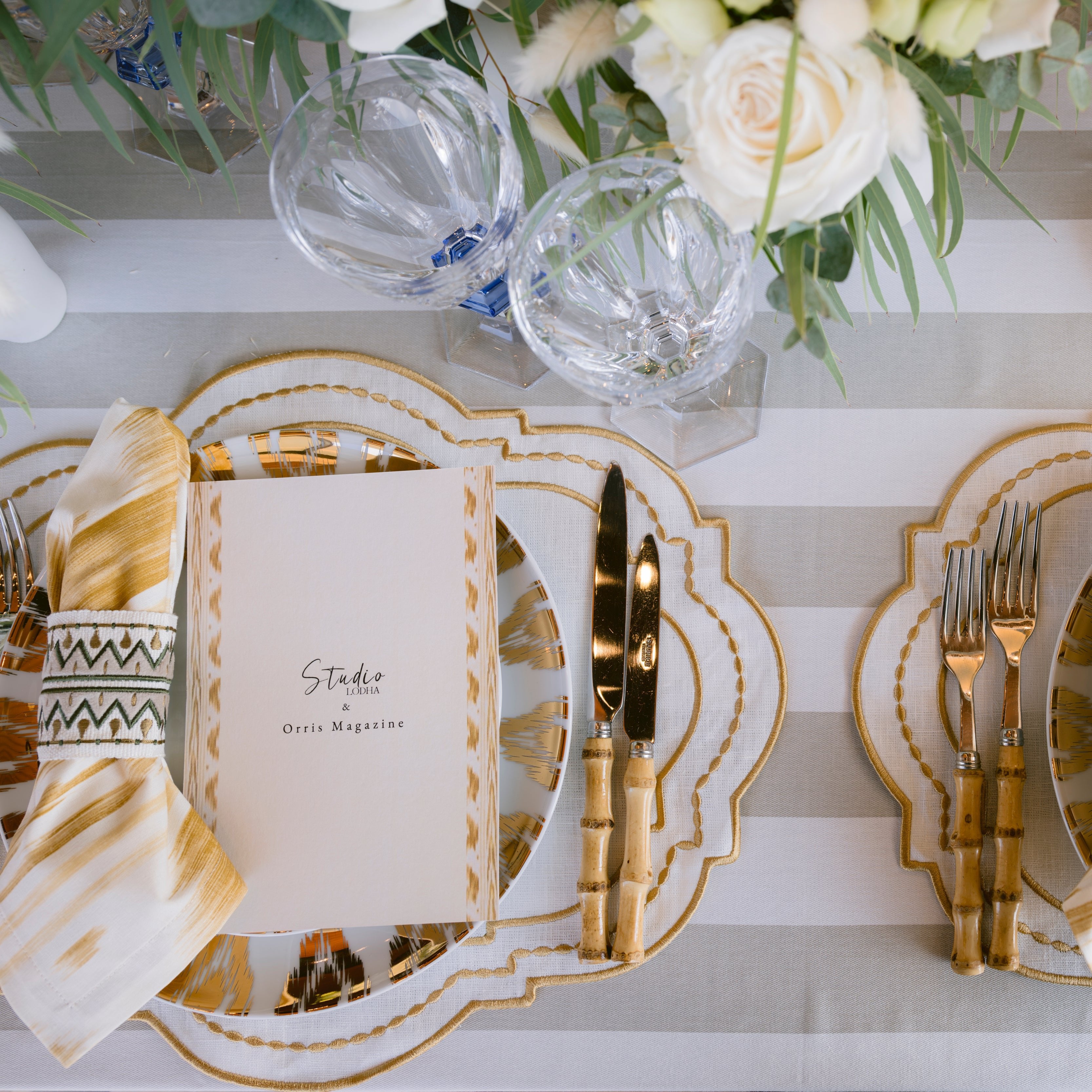 Rent: Les Ottomans Gold Ikat Dessert (22cm)