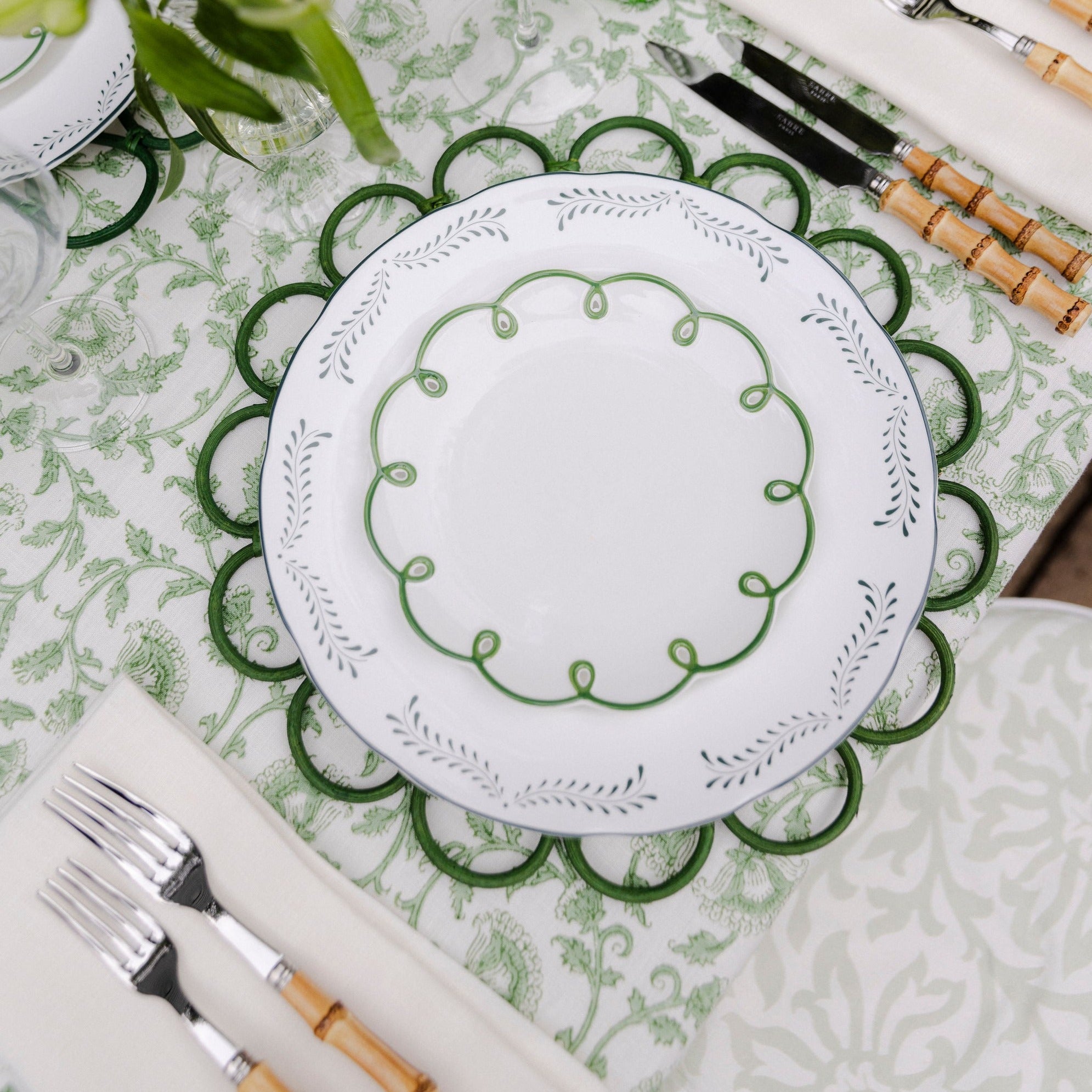 Green Edged Squiggle Starter Plate (set of 4)