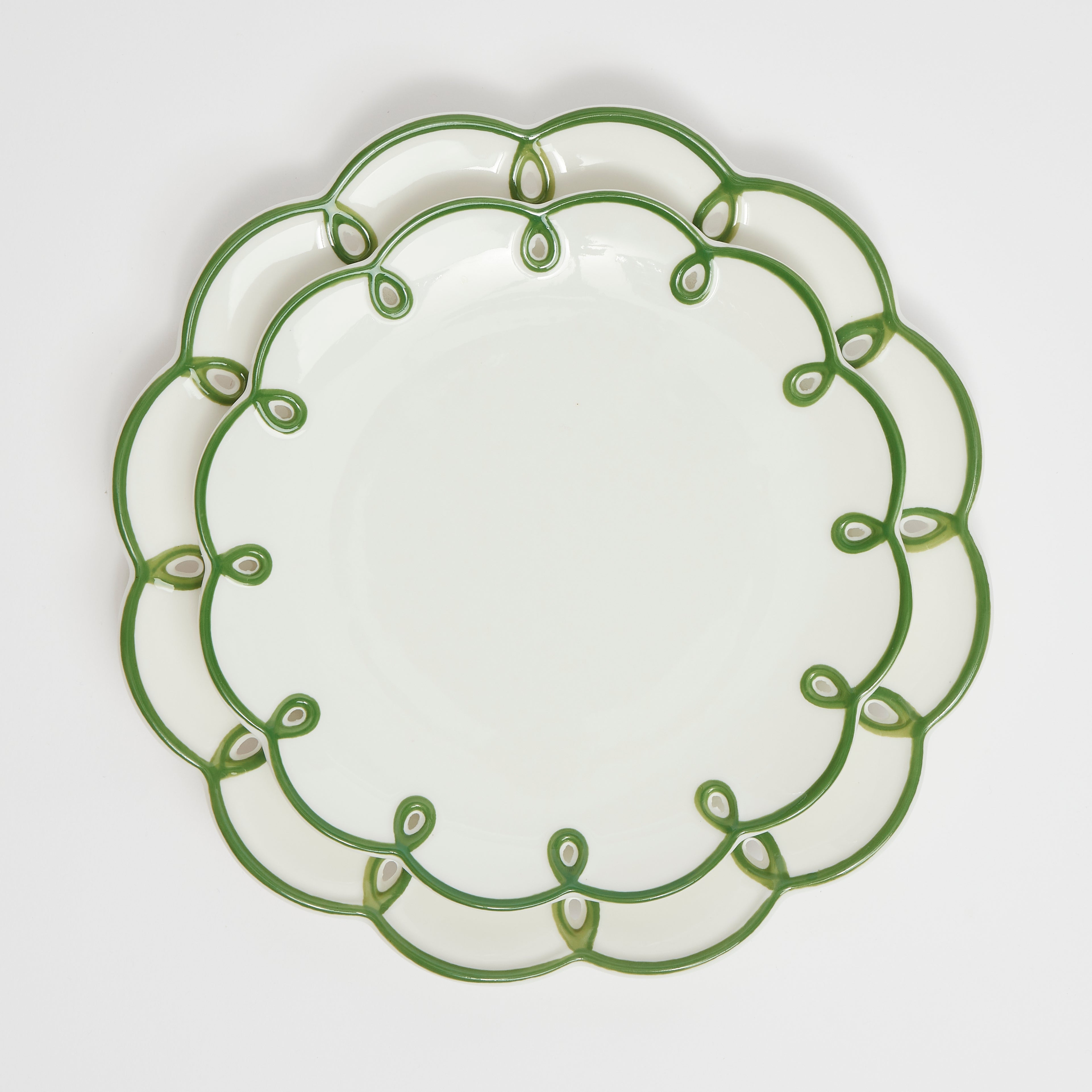 Rent: Green Swirl Edge Dinner (28cm)
