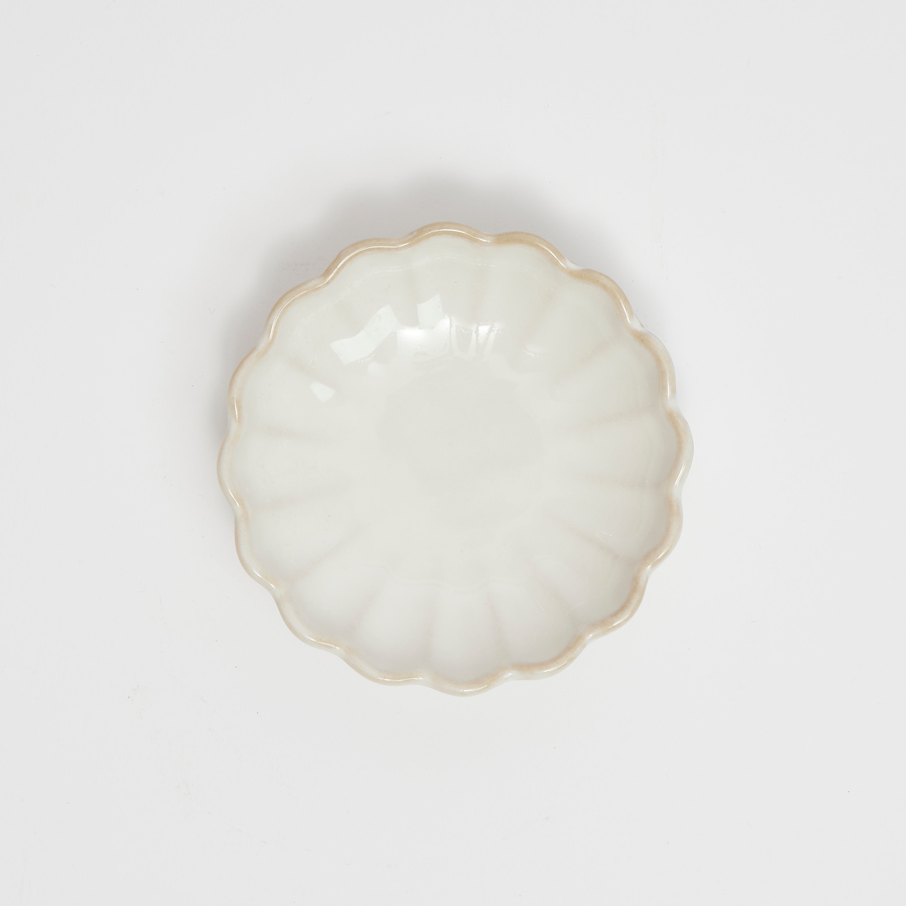 Rent: Shell Butter Dish