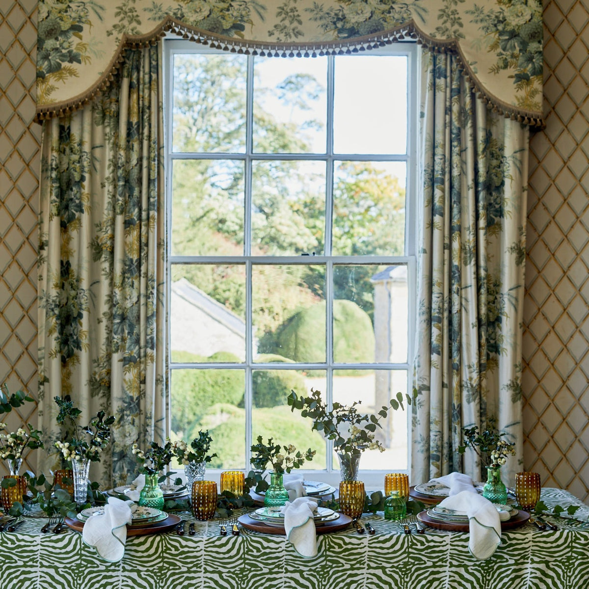 Archive Sale: Green Zebra Tablecloth (set of 3) (150 x 300cm)