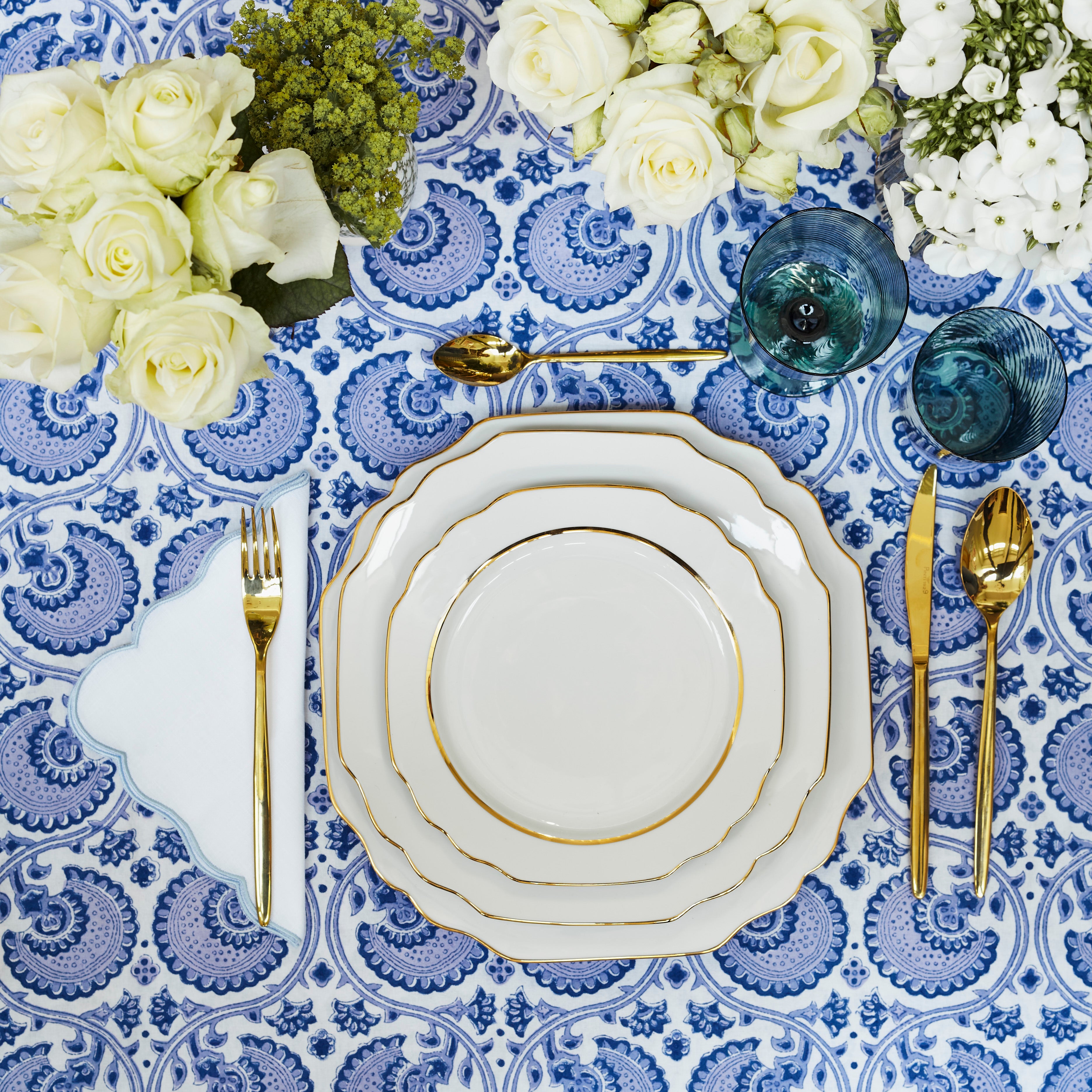 Rent: Vienna Gold Dessert