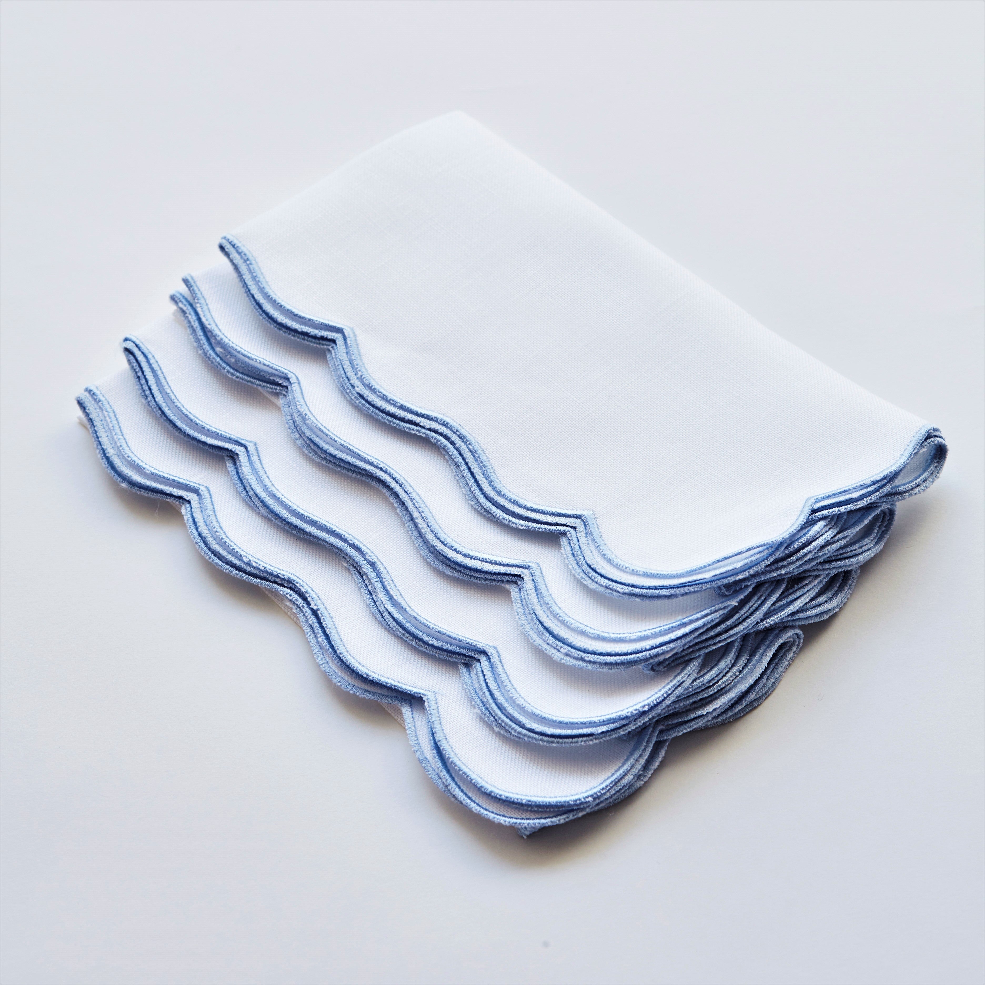 Embroidered Light Blue Scallop Napkin (set of 4)
