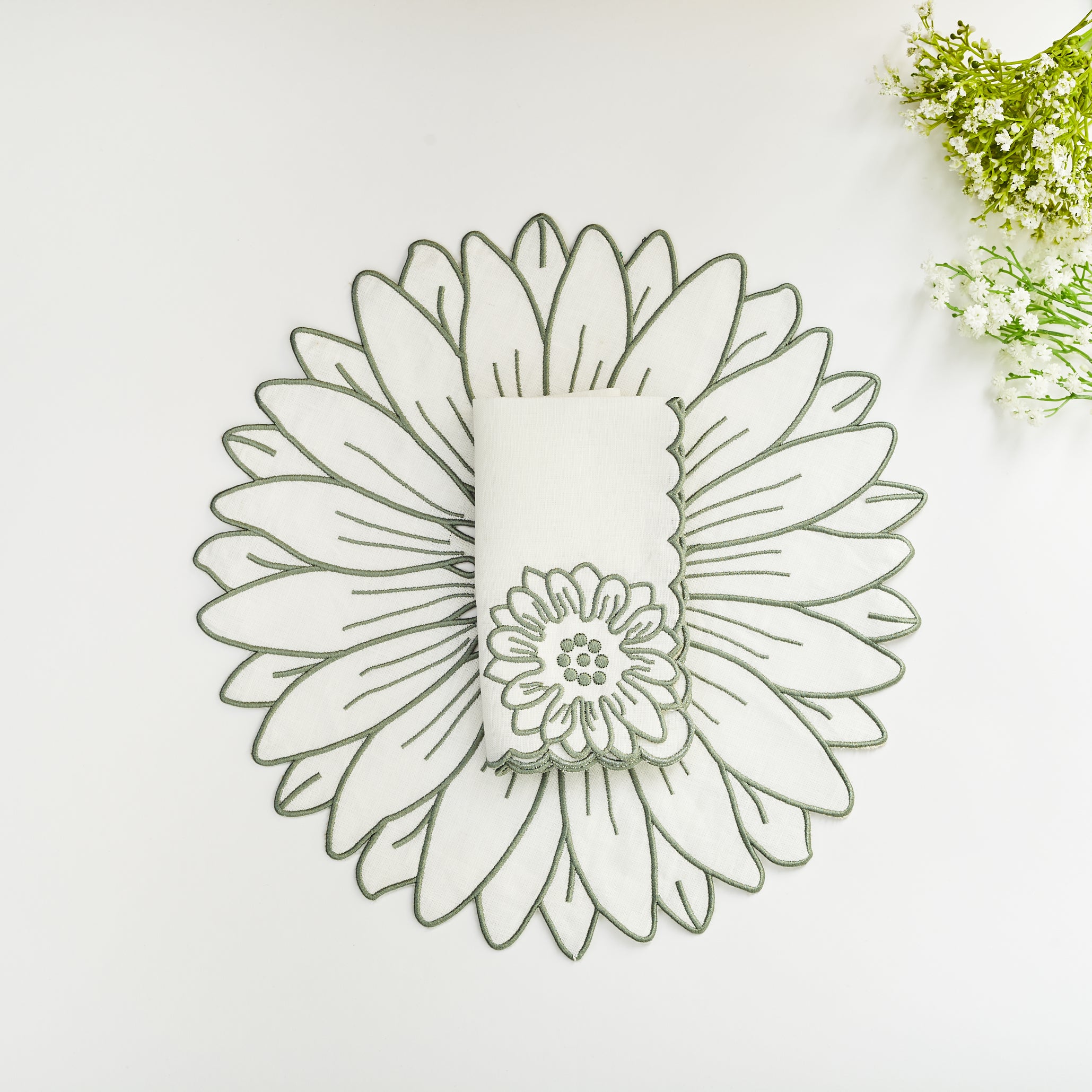 The Margherita Green Napkin (set of 4)