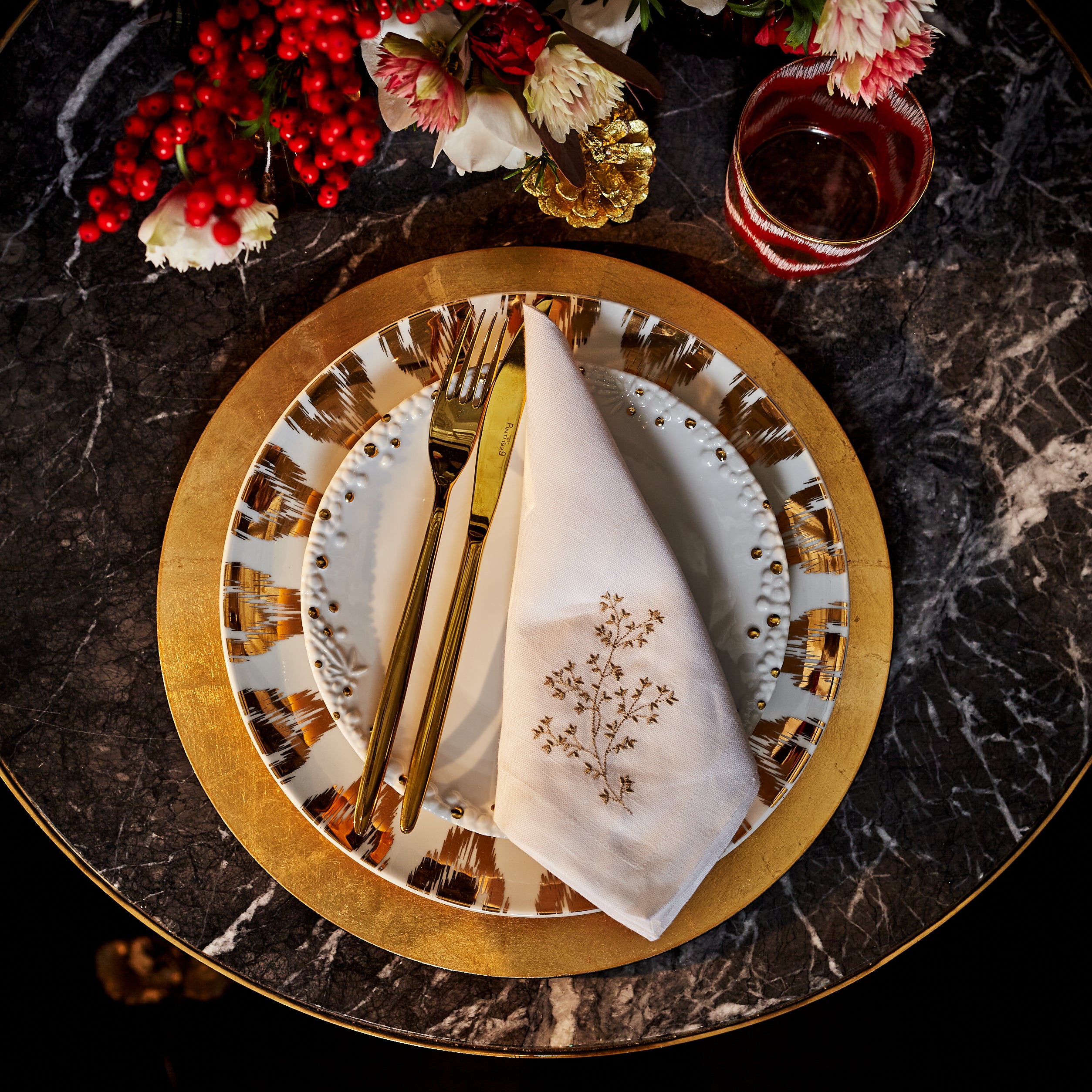 Rent: Wooden Gold Charger