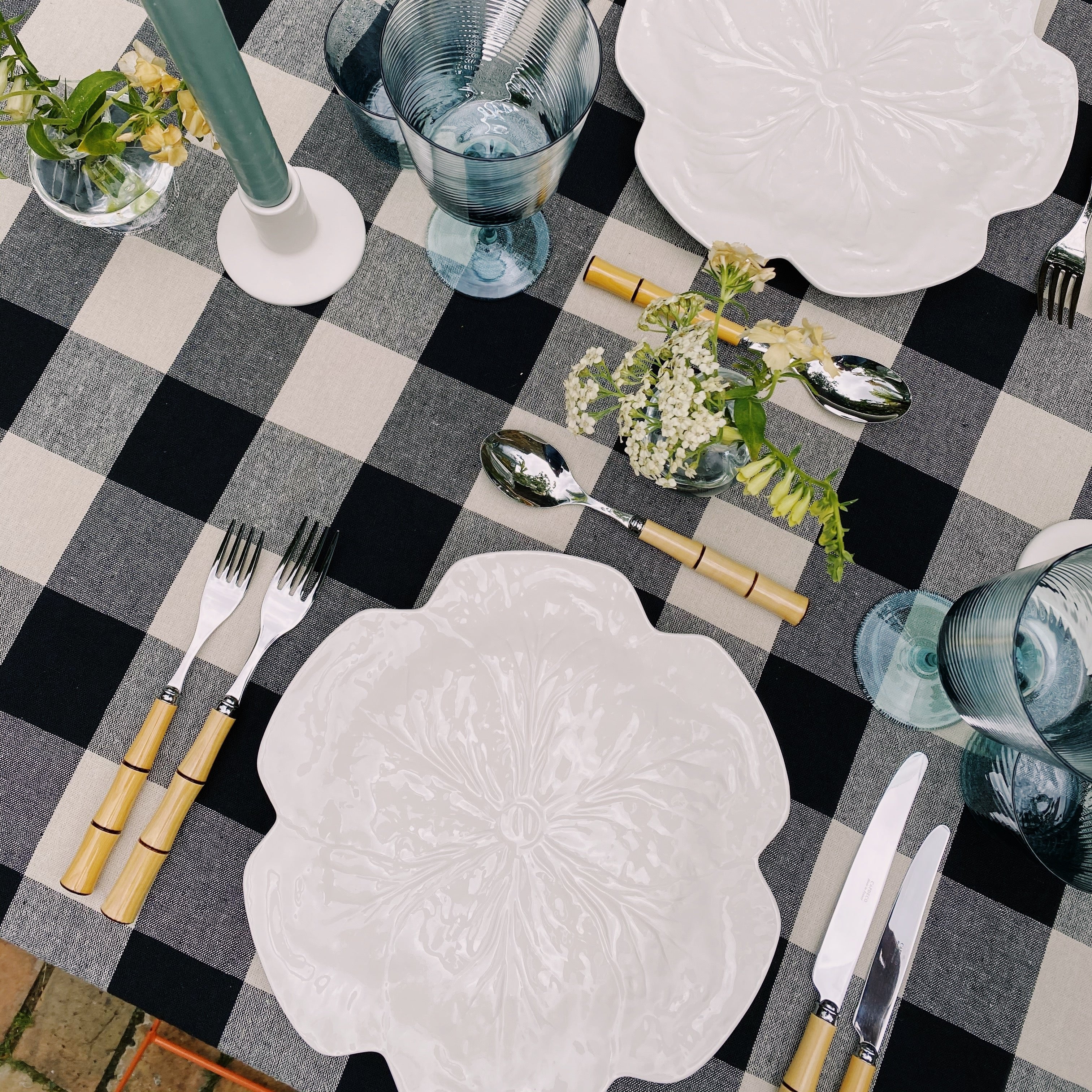 Rent: White Cabbage Leaf Dinner (26.5cm)