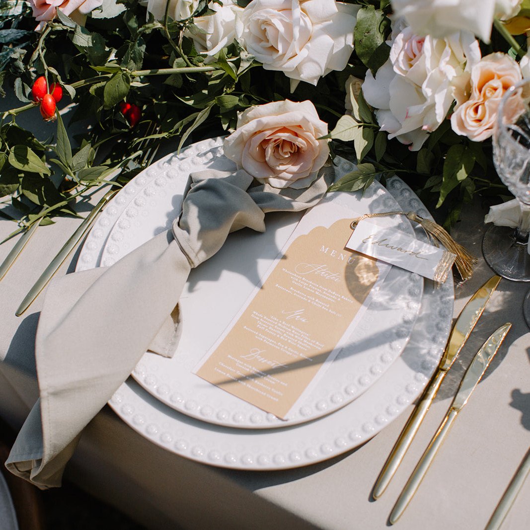 Rent: Fantasia Off White Dessert (22cm)