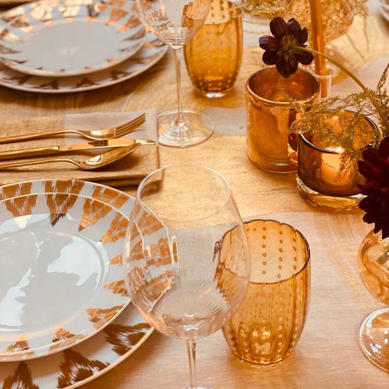 Rent: Les Ottomans Gold Ikat Dessert (22cm)