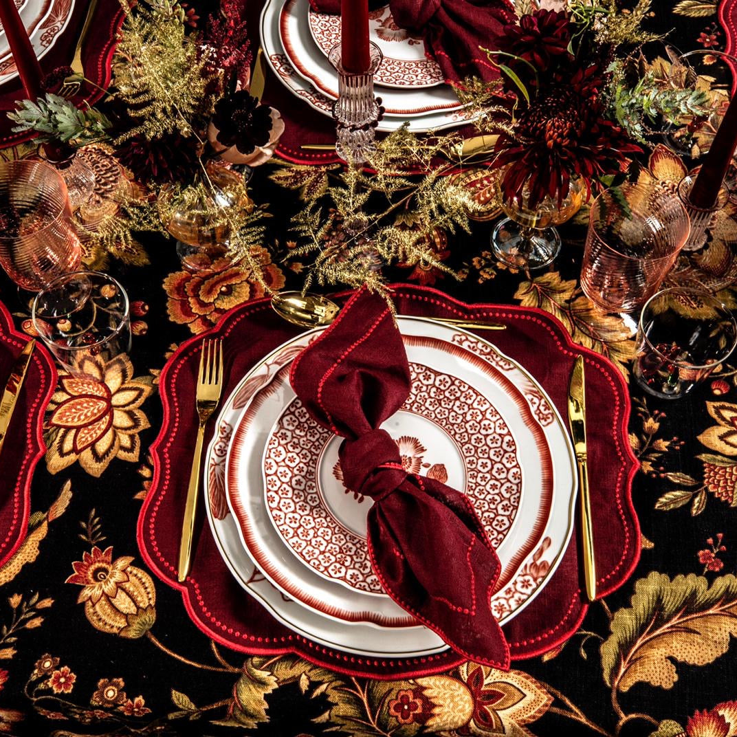 Rent: Oscar de la Renta Charger