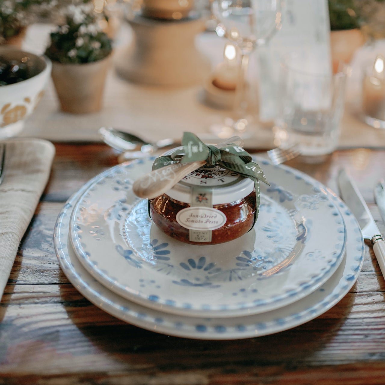 Rent: Gisele Blue Dessert