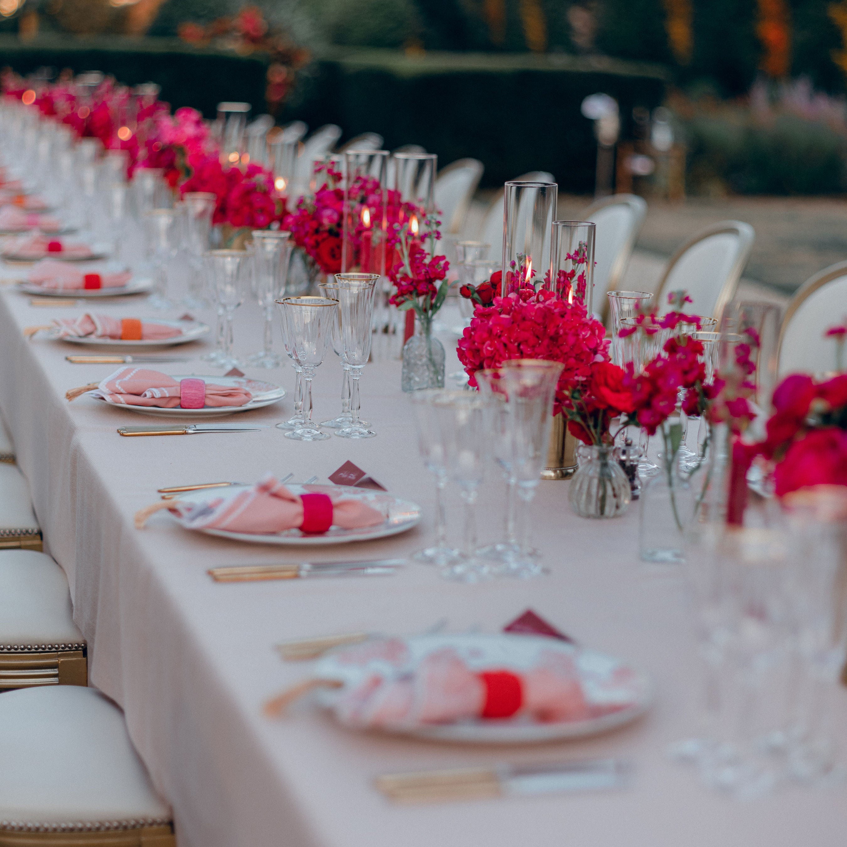 Rent: Oscar de la Renta Charger