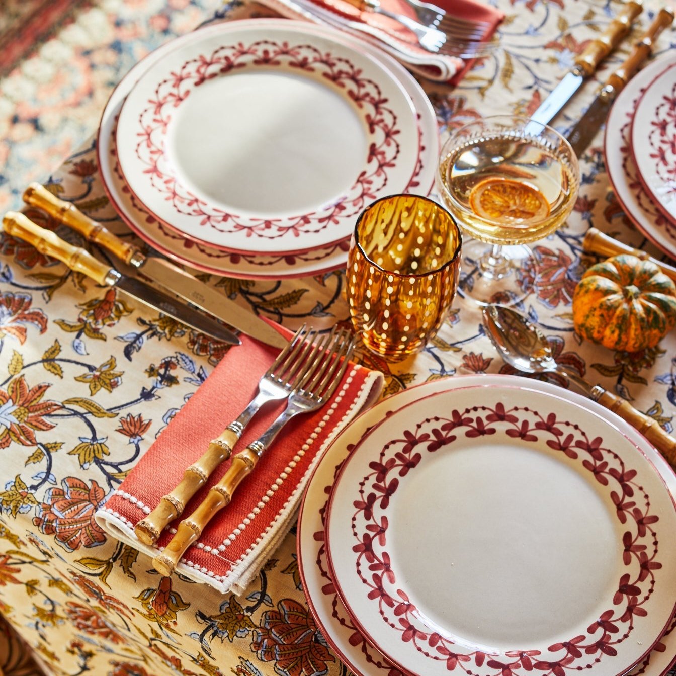 Rent: Ivy Burgundy Dessert Plate