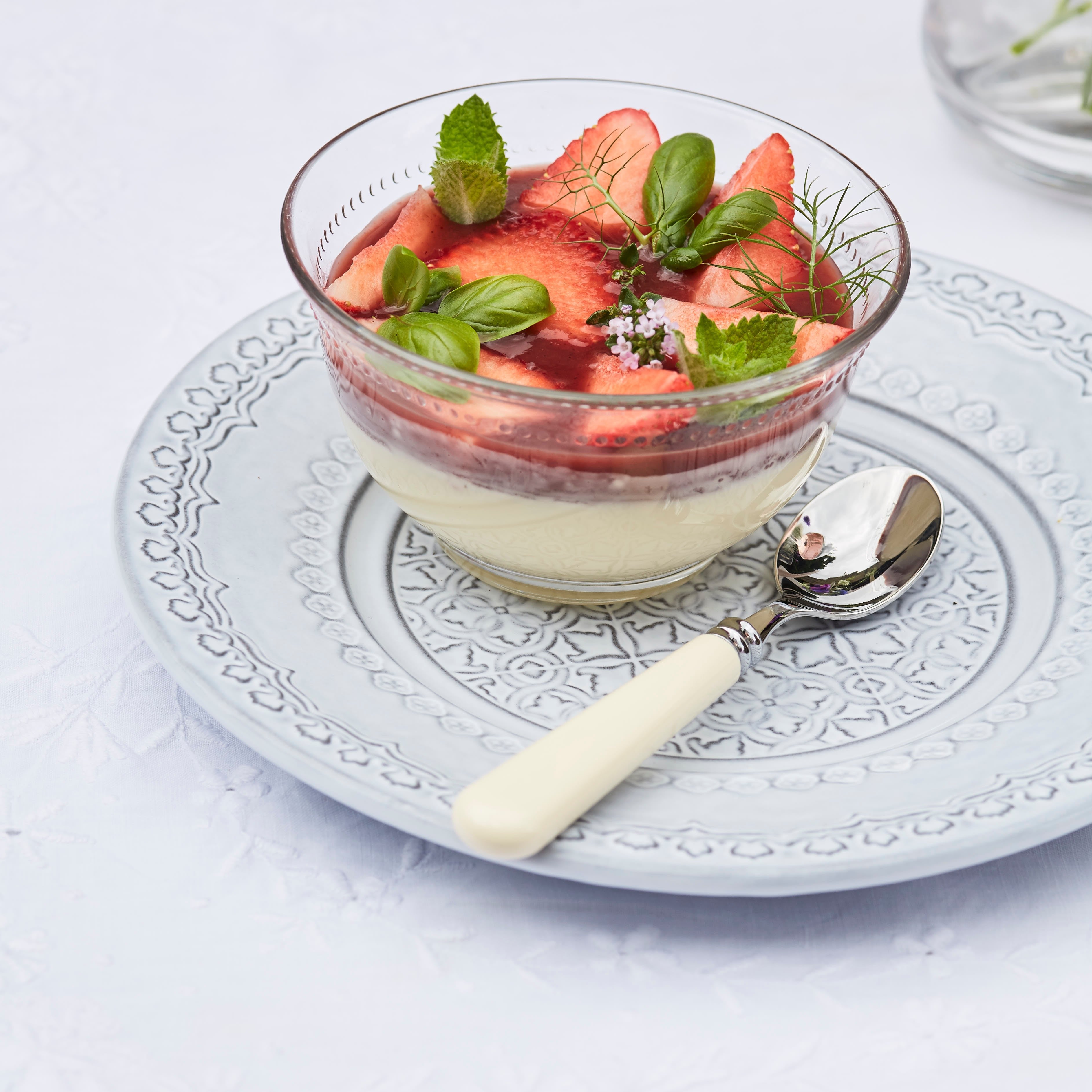 Rent: Portugese Antique Blue Dessert