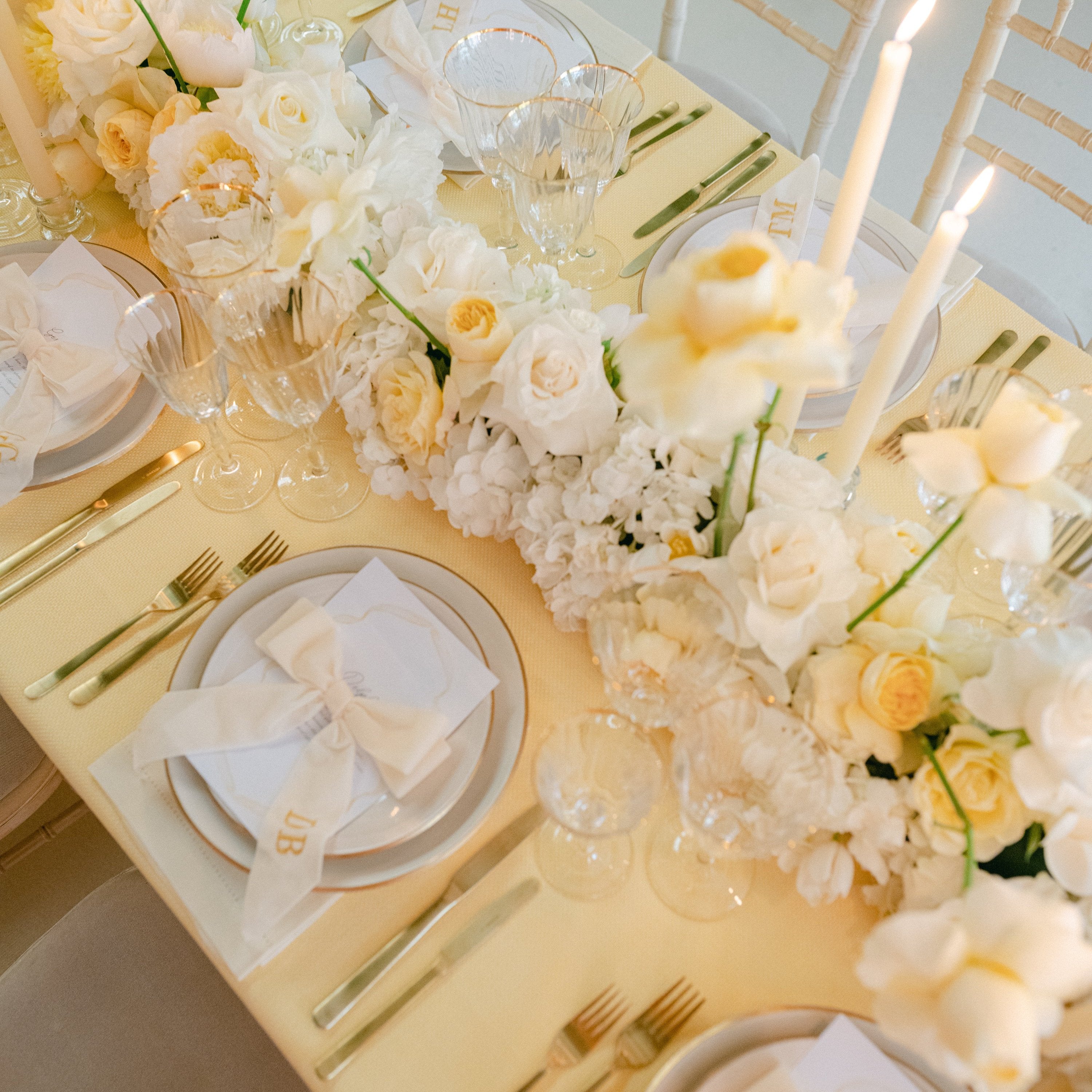 Rent: Natural Blush Gold Edge Dessert