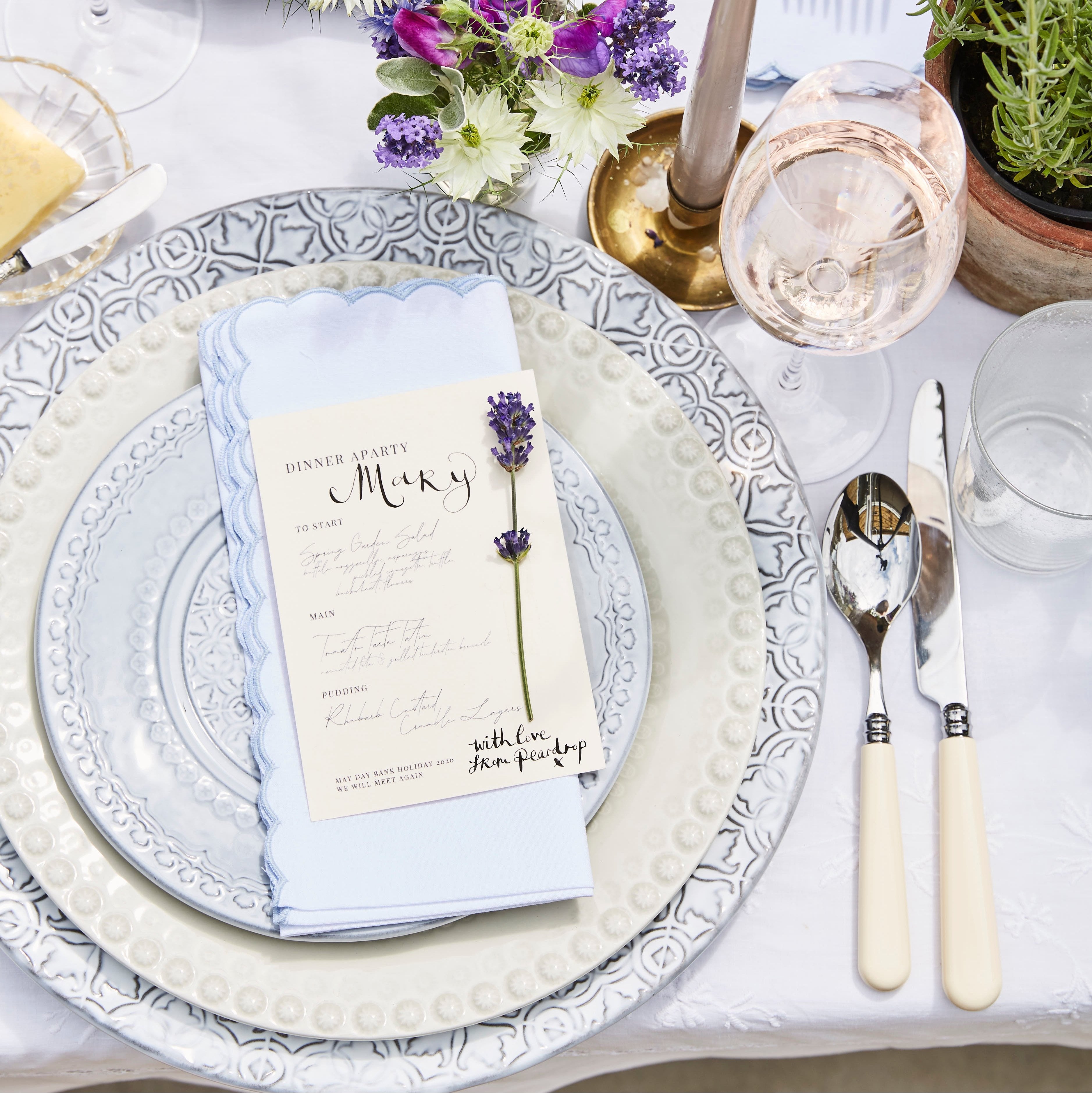 Rent: Fantasia Off White Dinner (29cm)