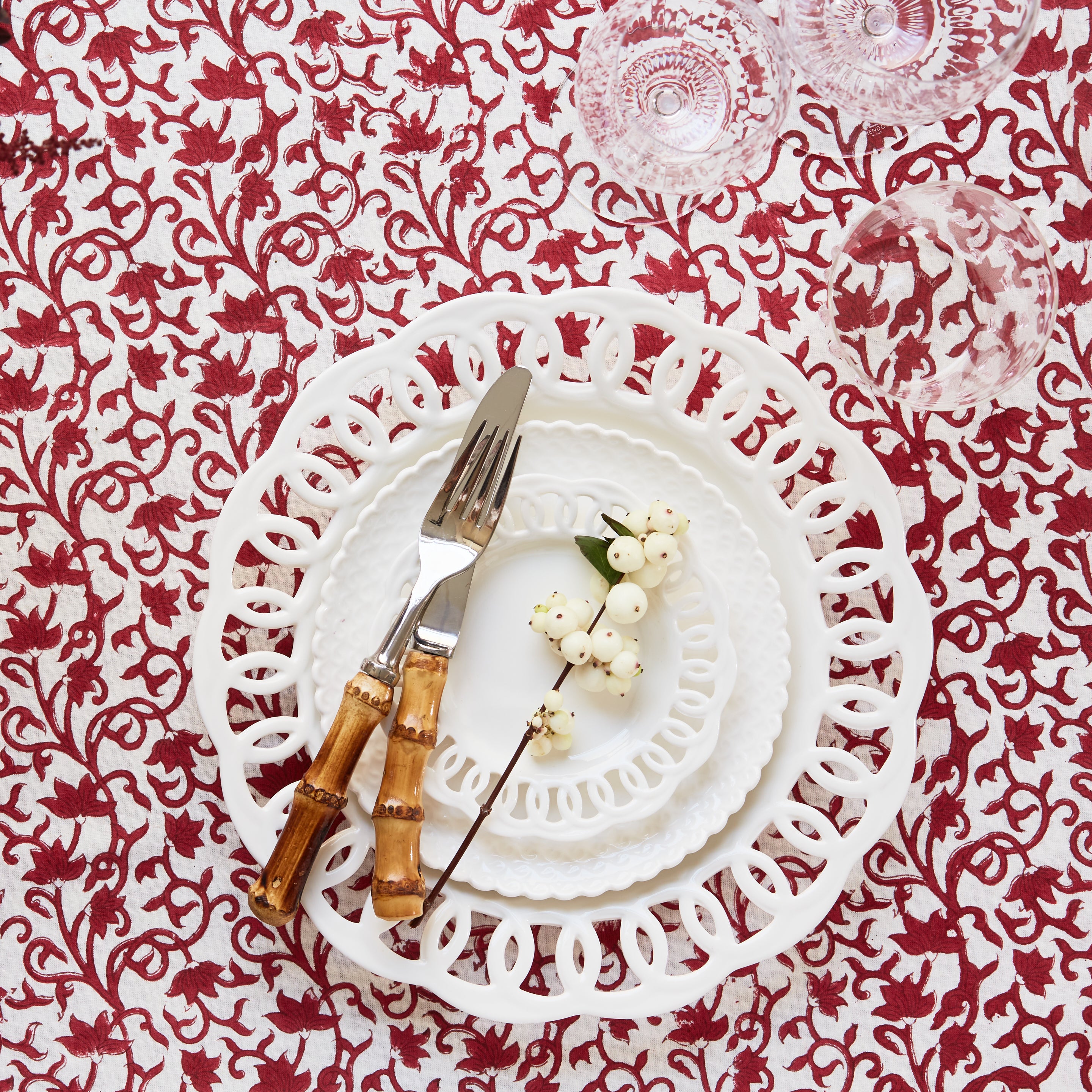 Rent: Lattice White Bread (15cm)