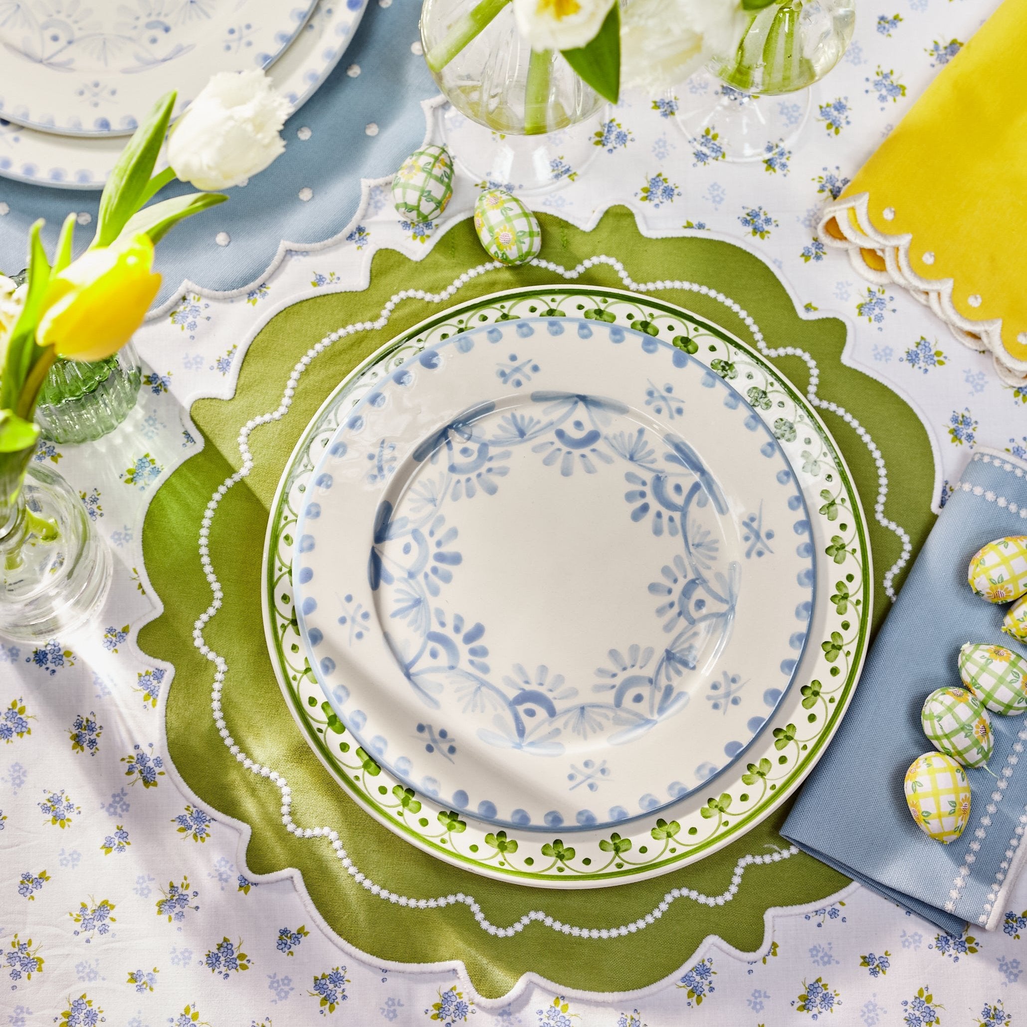 Rent: Gisele Blue Dessert (22.5cm)