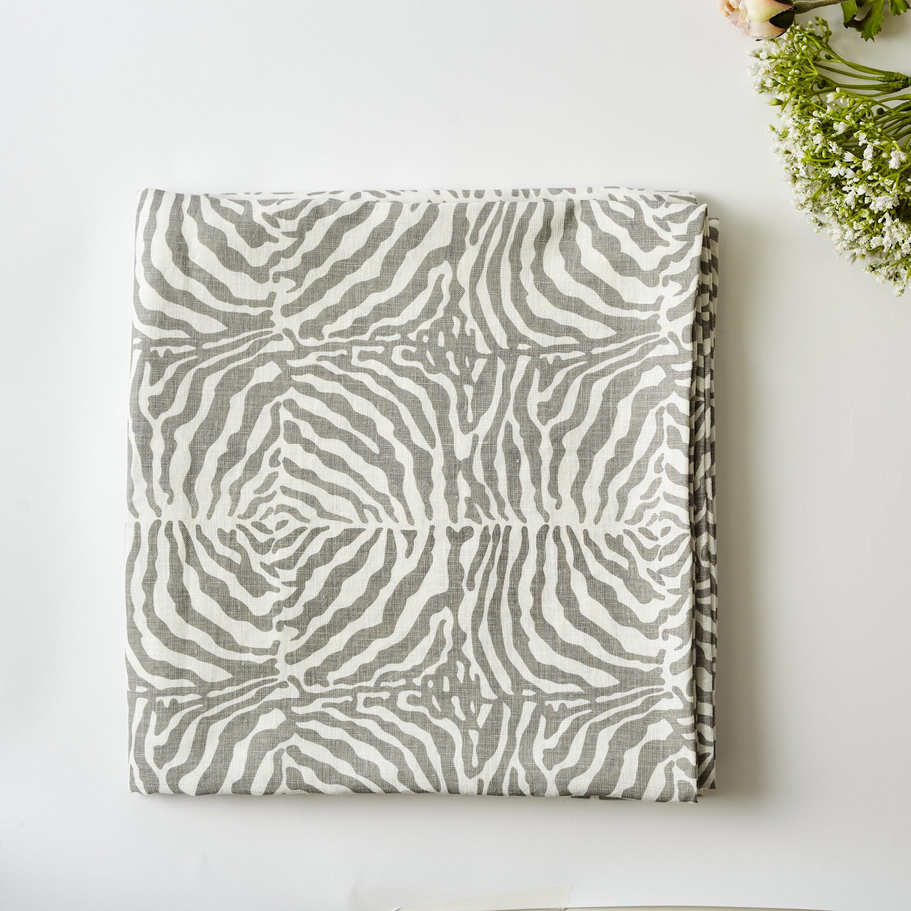 Grey Zebra Tablecloth - 150x300cm