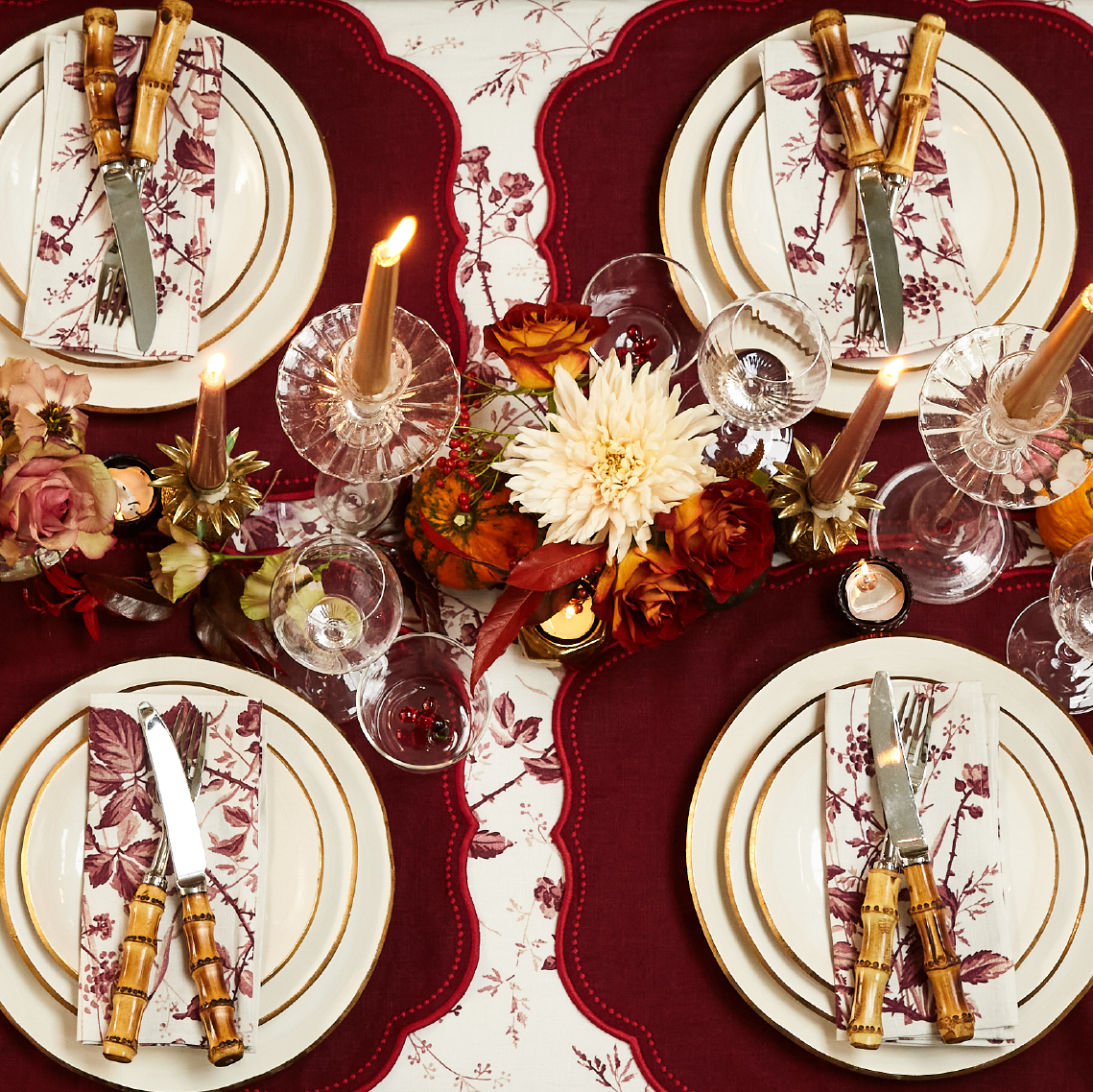 Rent: Natural Blush Gold Edge Bread (18cm)