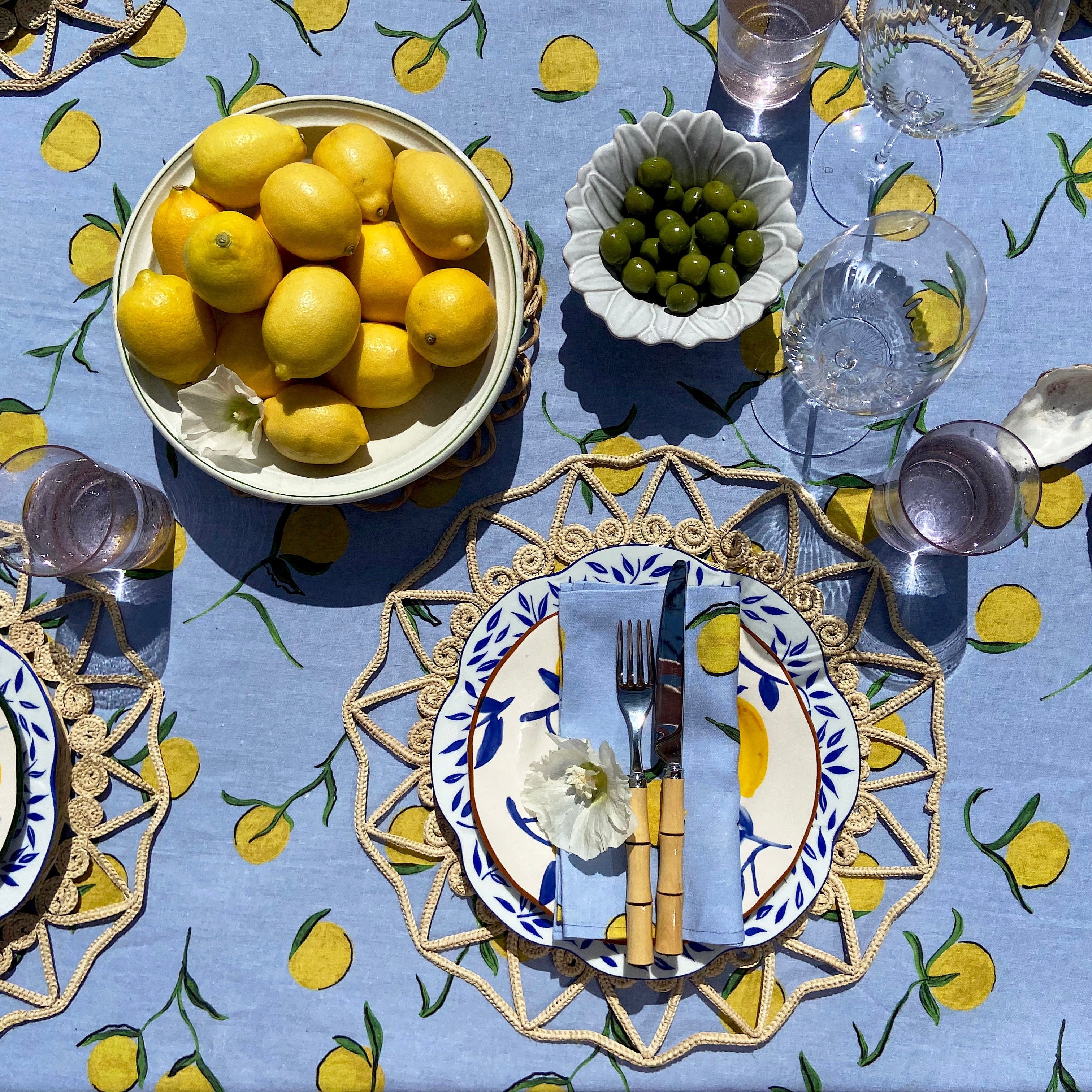 Rent: Mixed Lemon Twig Dessert