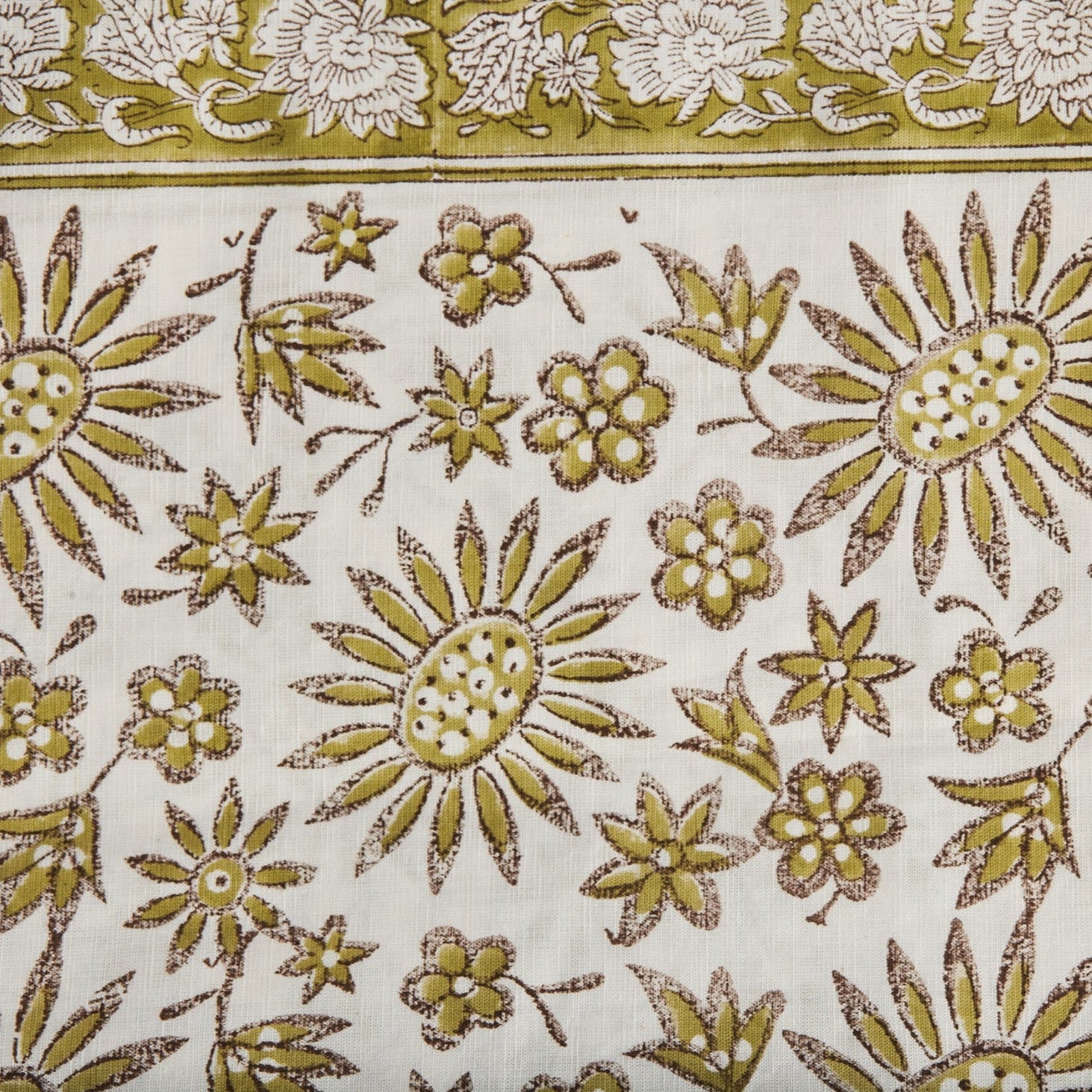 Rent: Anise Tablecloth