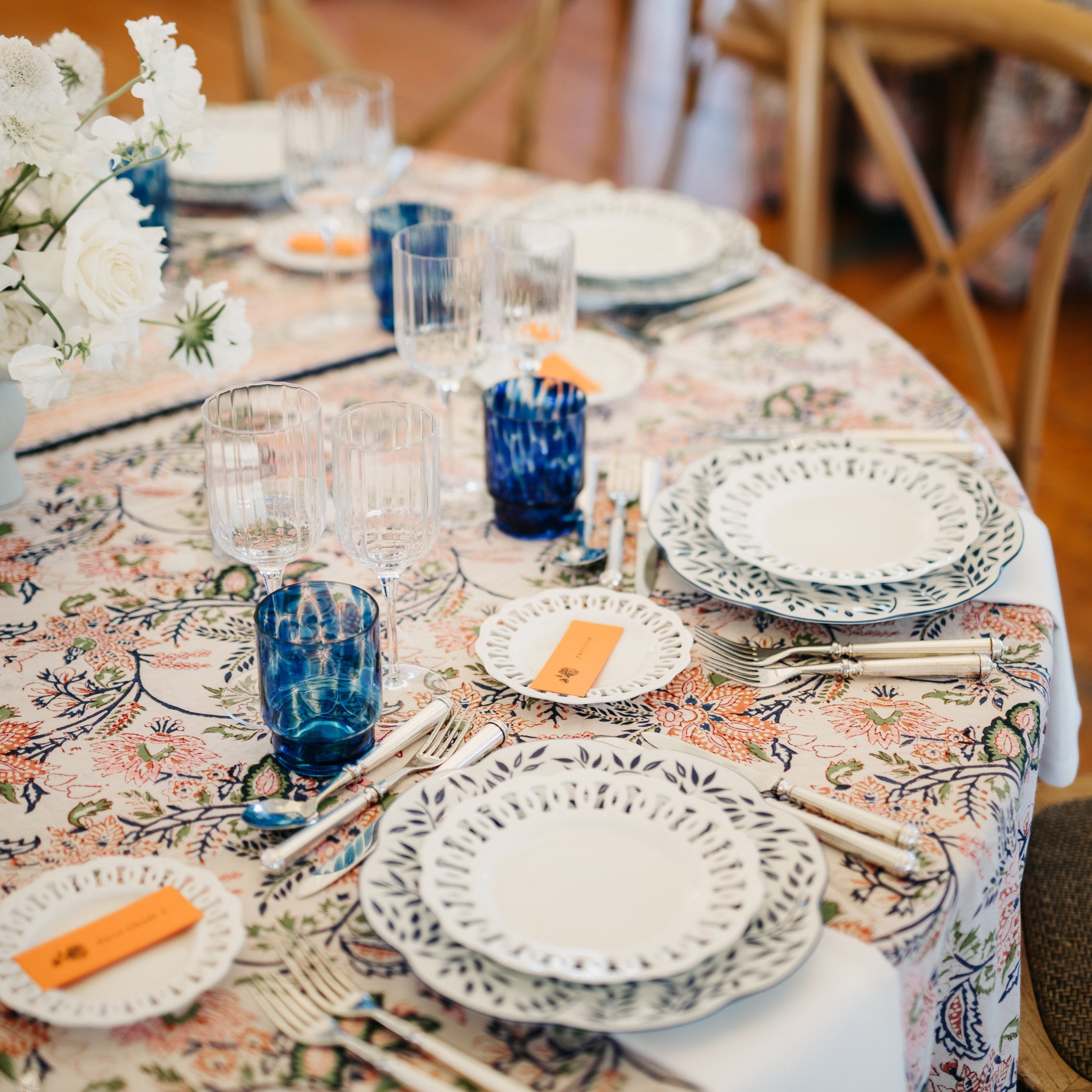 Rent: Lattice White Dessert (20cm)