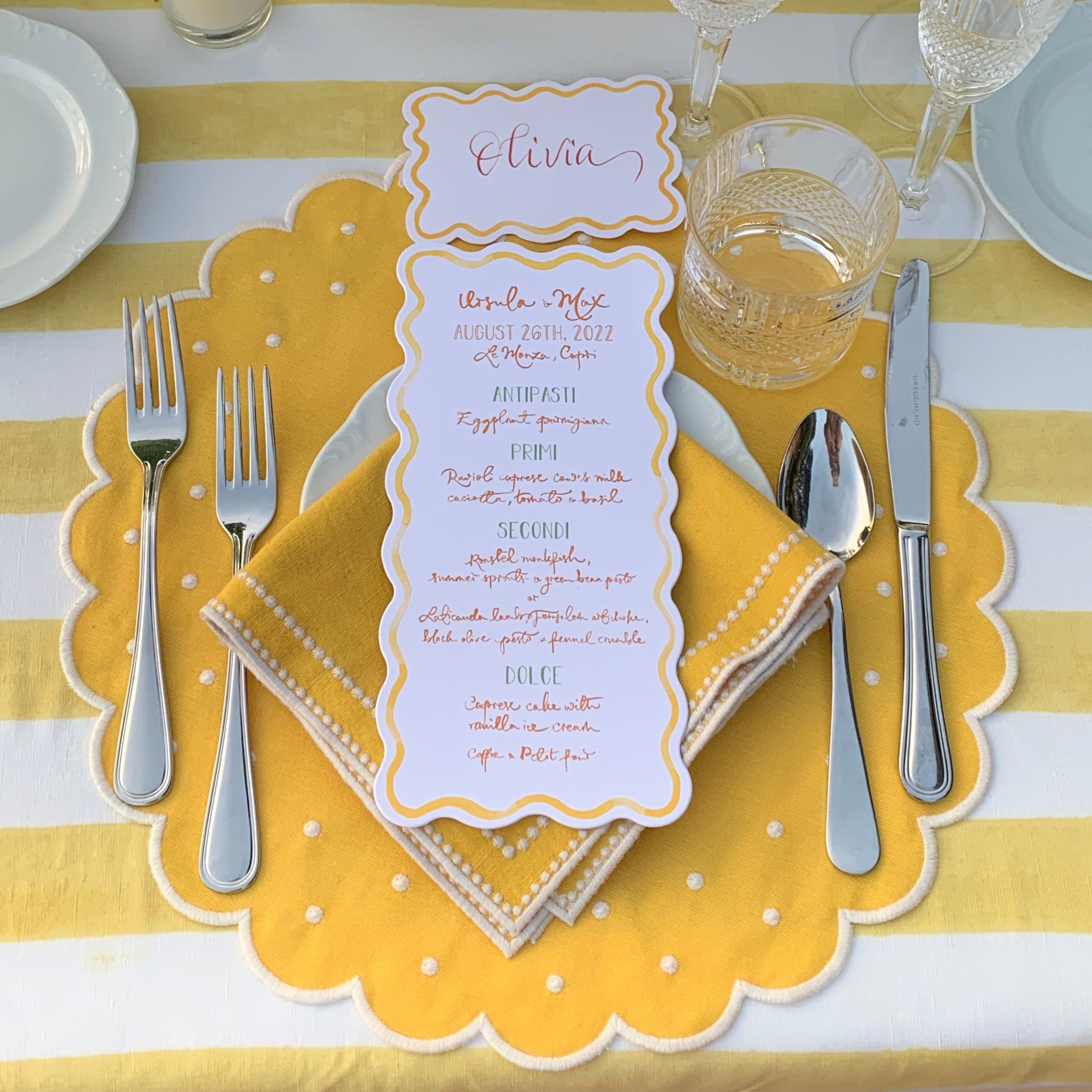 Rent: Daisy Yellow Placemat (40cm)
