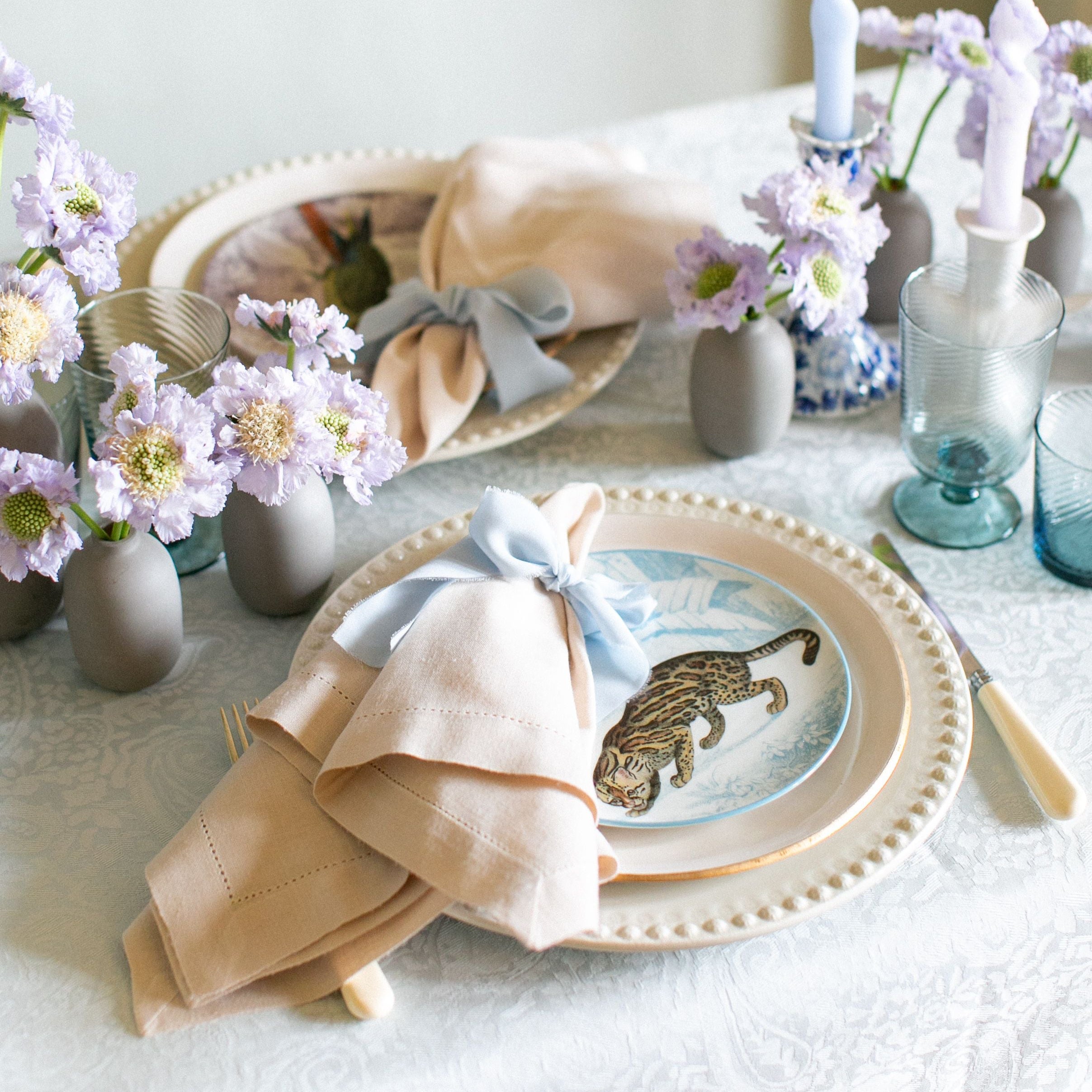 Rent: Fantasia Off White Charger