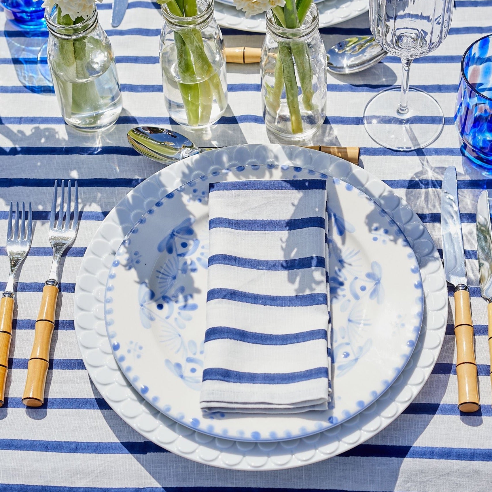 The St Tropez - Look