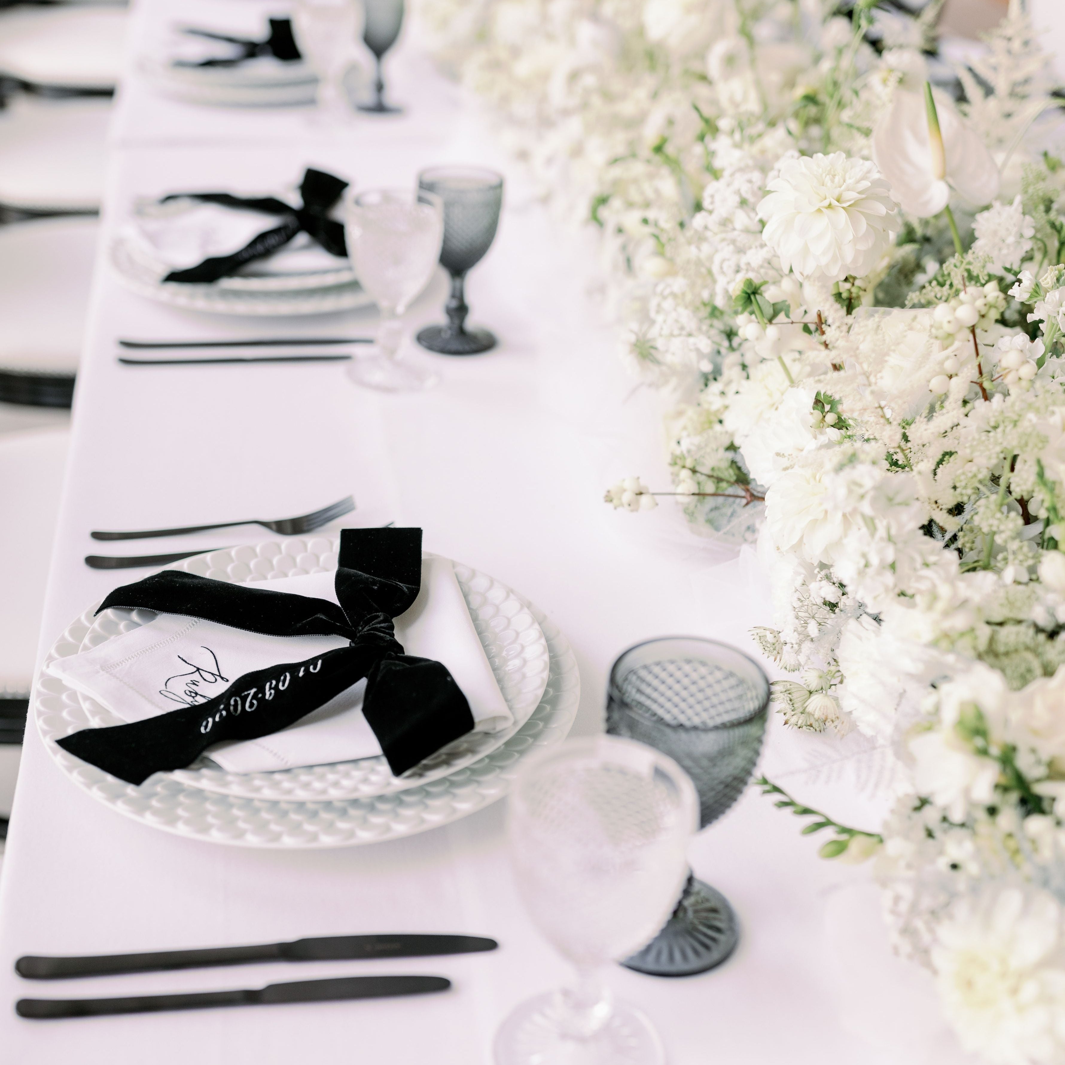 Rent: Margaux Black By Night Cutlery