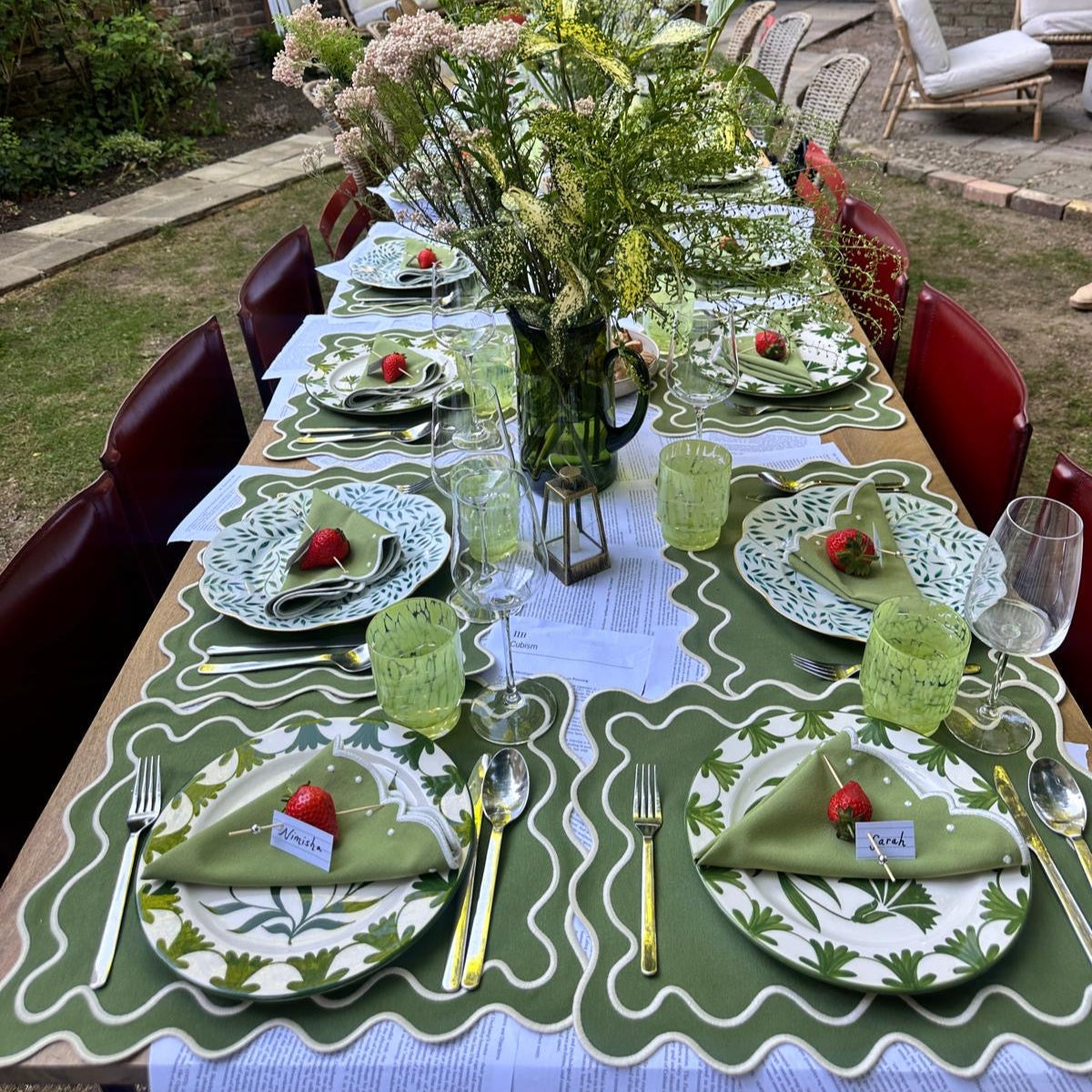 Rent: Green Cotswolds Dinner