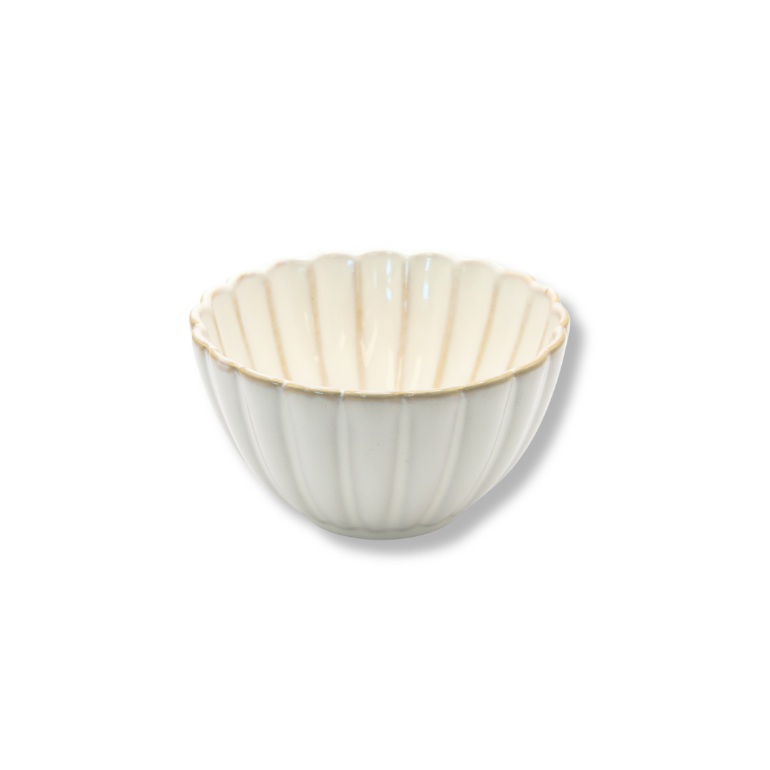 Rent: Shell Bowl (10cm)
